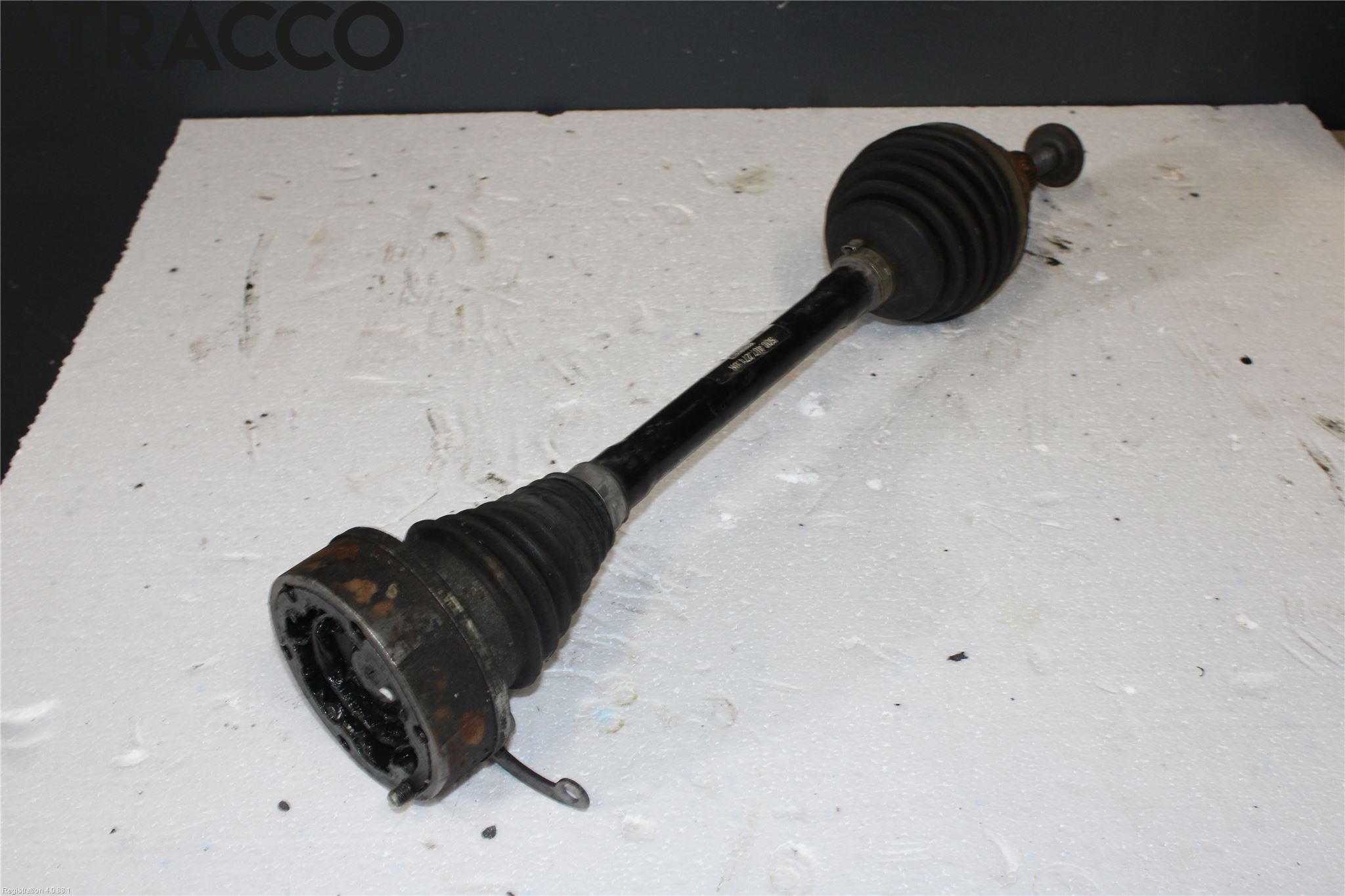 Audi A3/S3 05-13 Drivaksel Foran Kompl Venstre