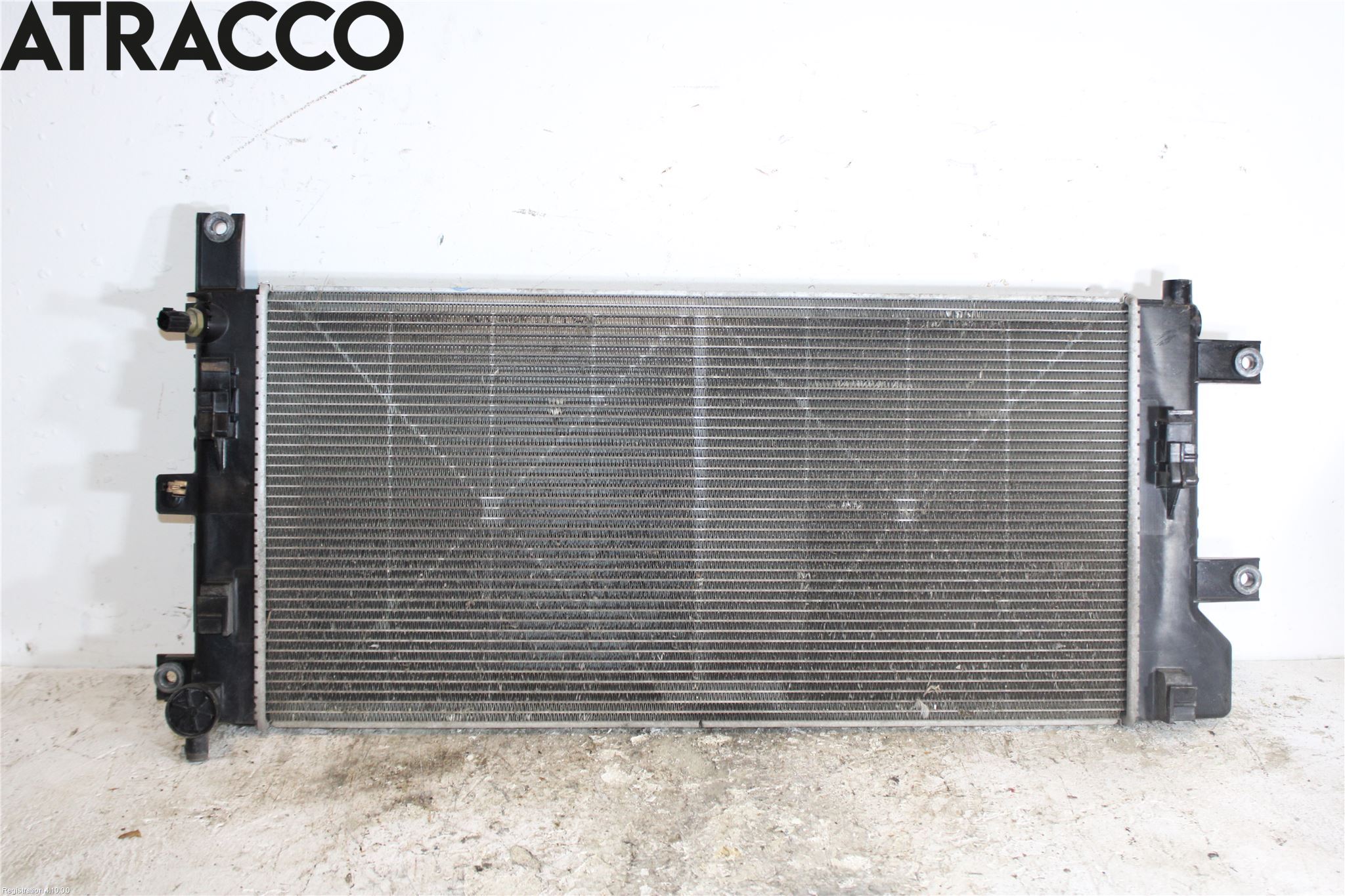 Nissan LEAF 11-17 Radiator Automat