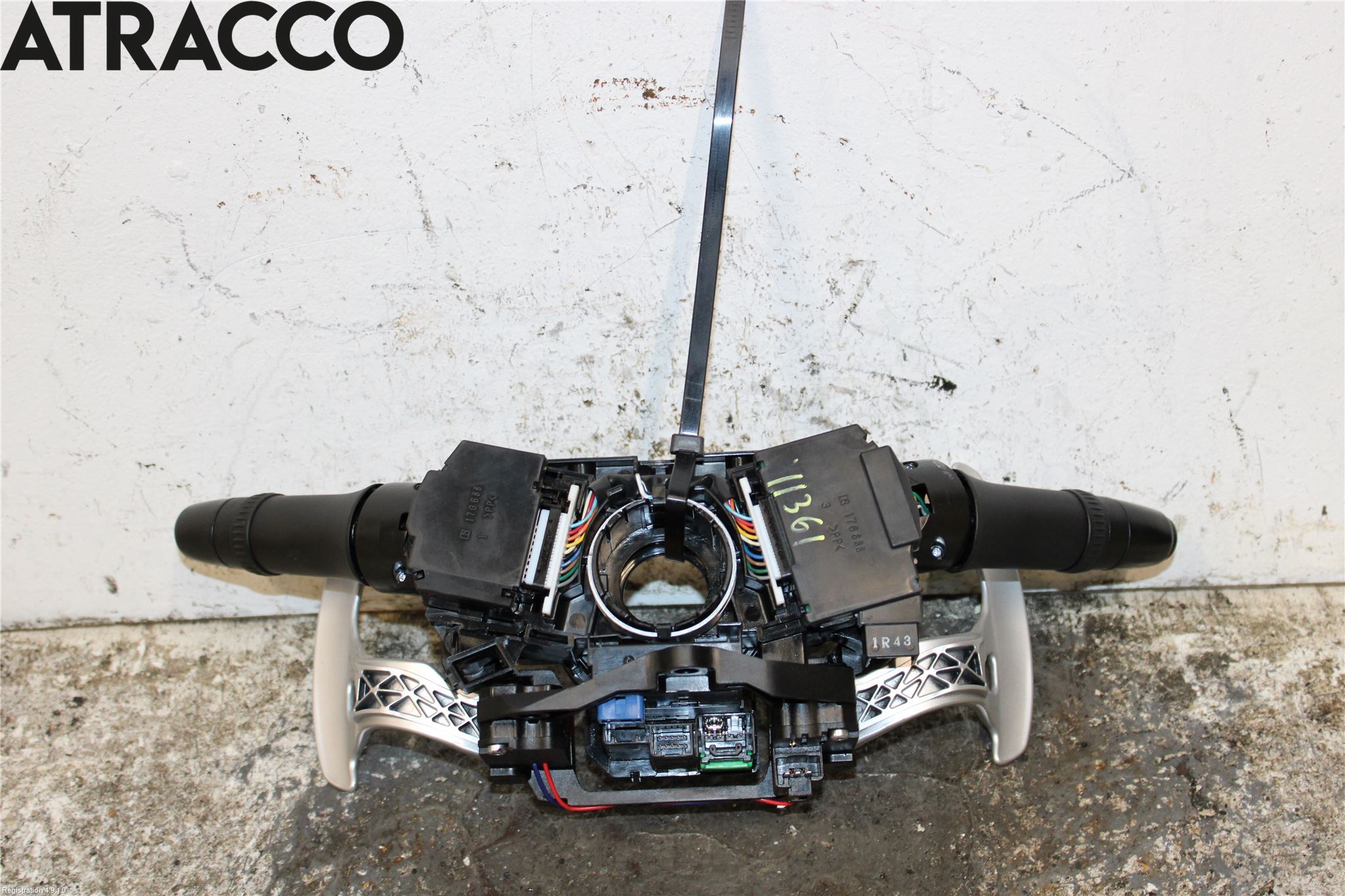 Mitsubishi OUTLANDER 13-21 Bryter Ratt Kombi H Og V