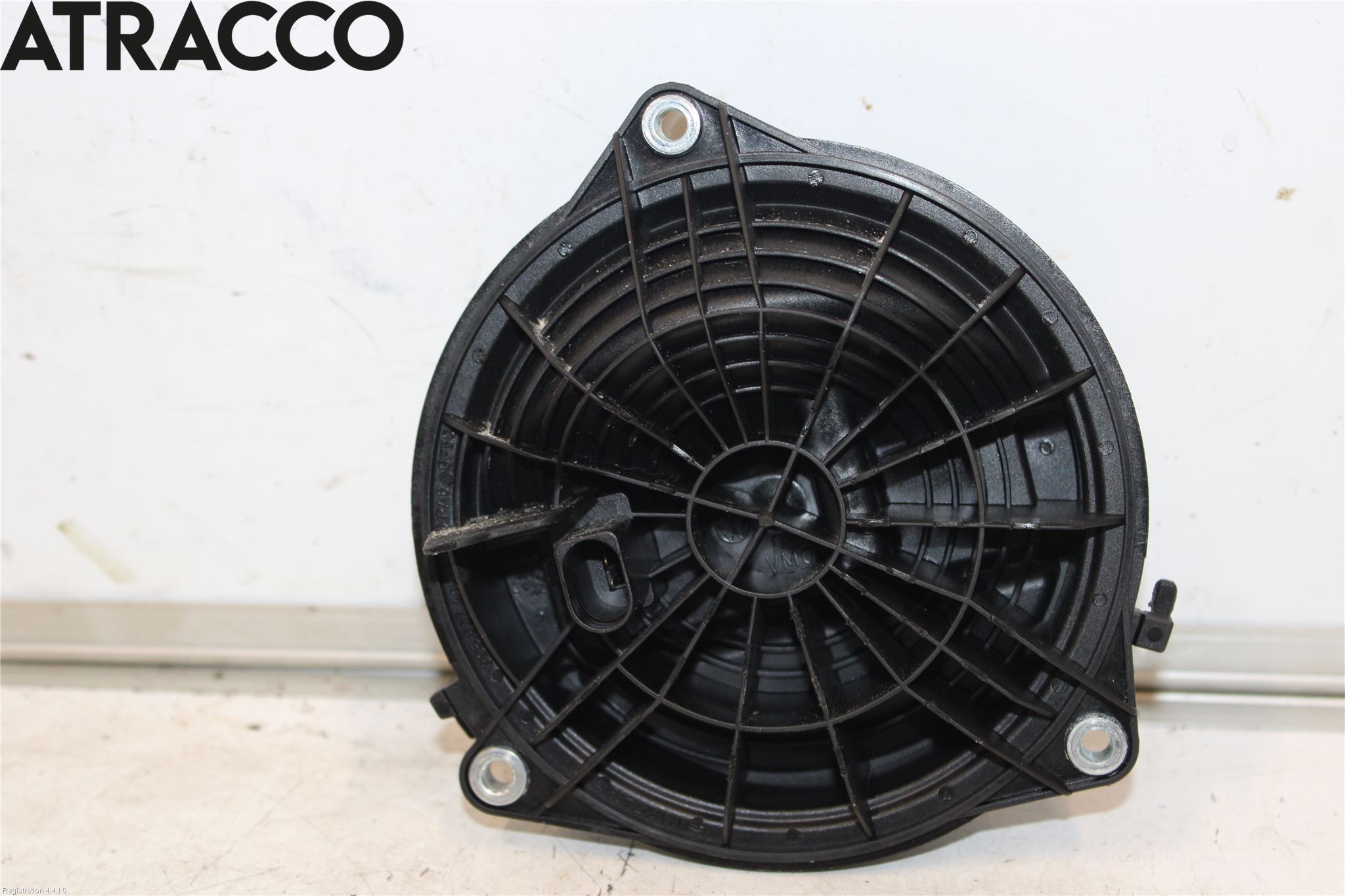 Volkswagen VW GOLF VI 09-13 Lås Bakluke-Koffertlokk