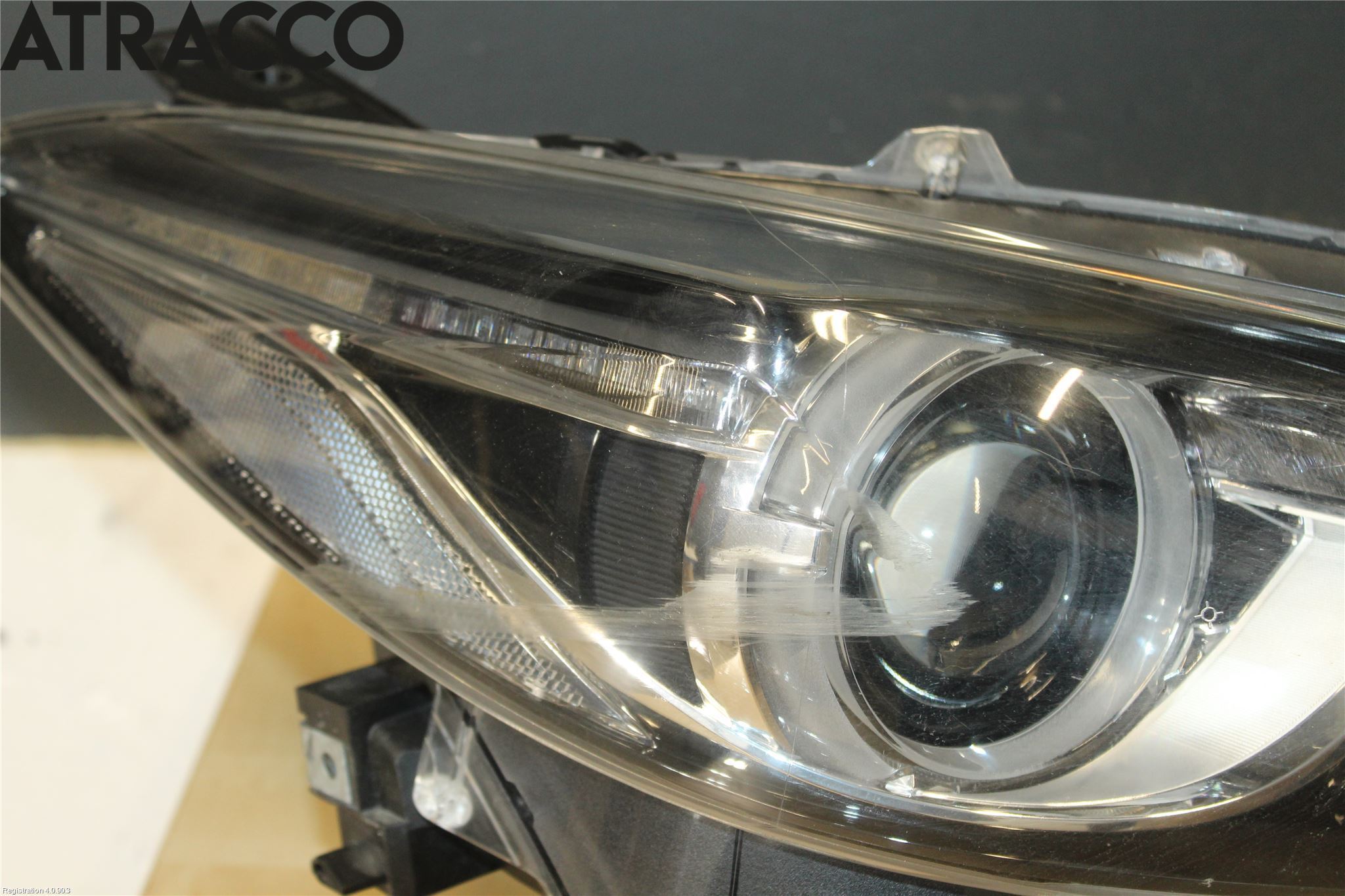 Mazda 3 III 14-19 Frontlykt Høyre