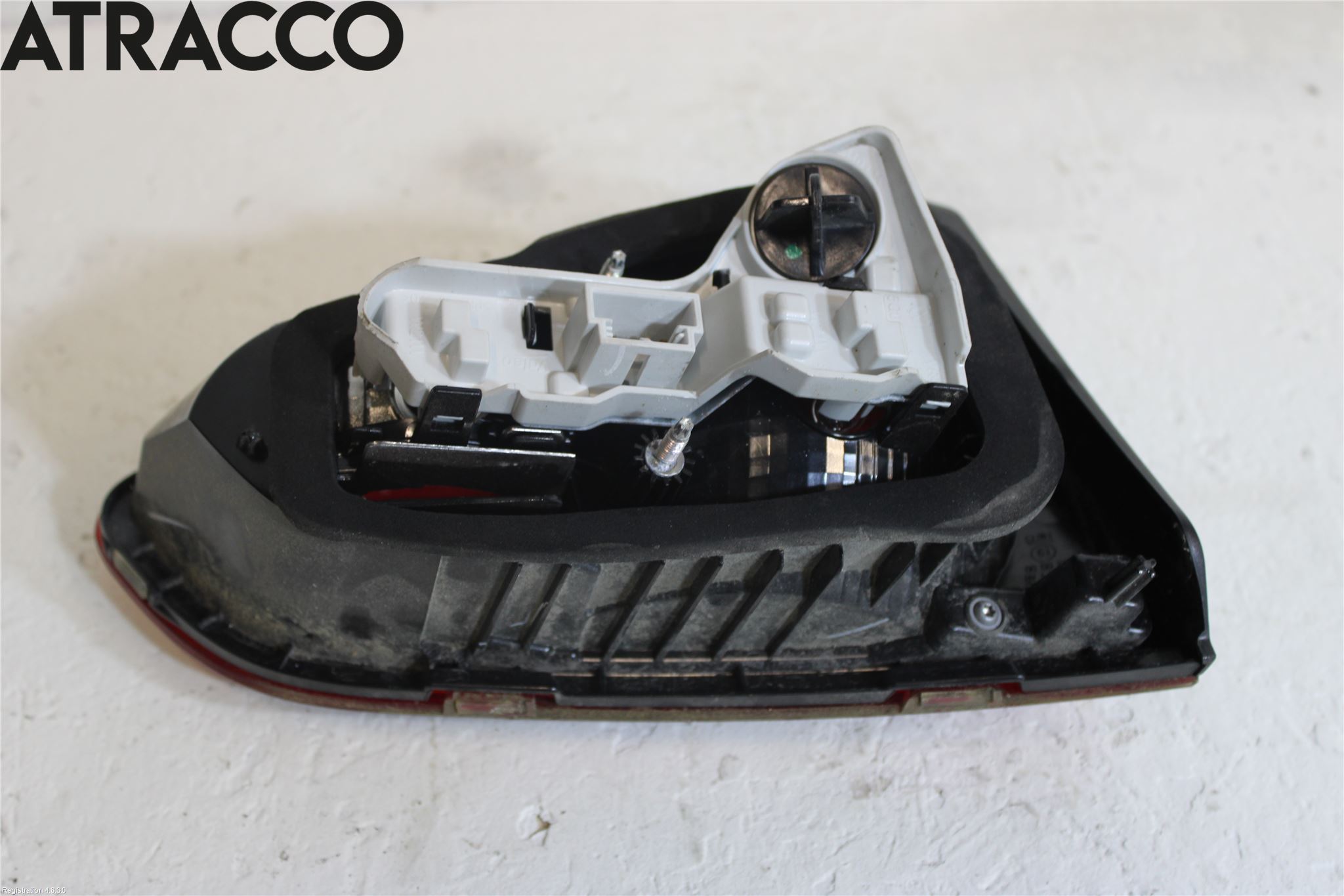 Volkswagen VW GOLF / E-GOLF VII 13-20 Baklykt Venstre  På Luke(Indre