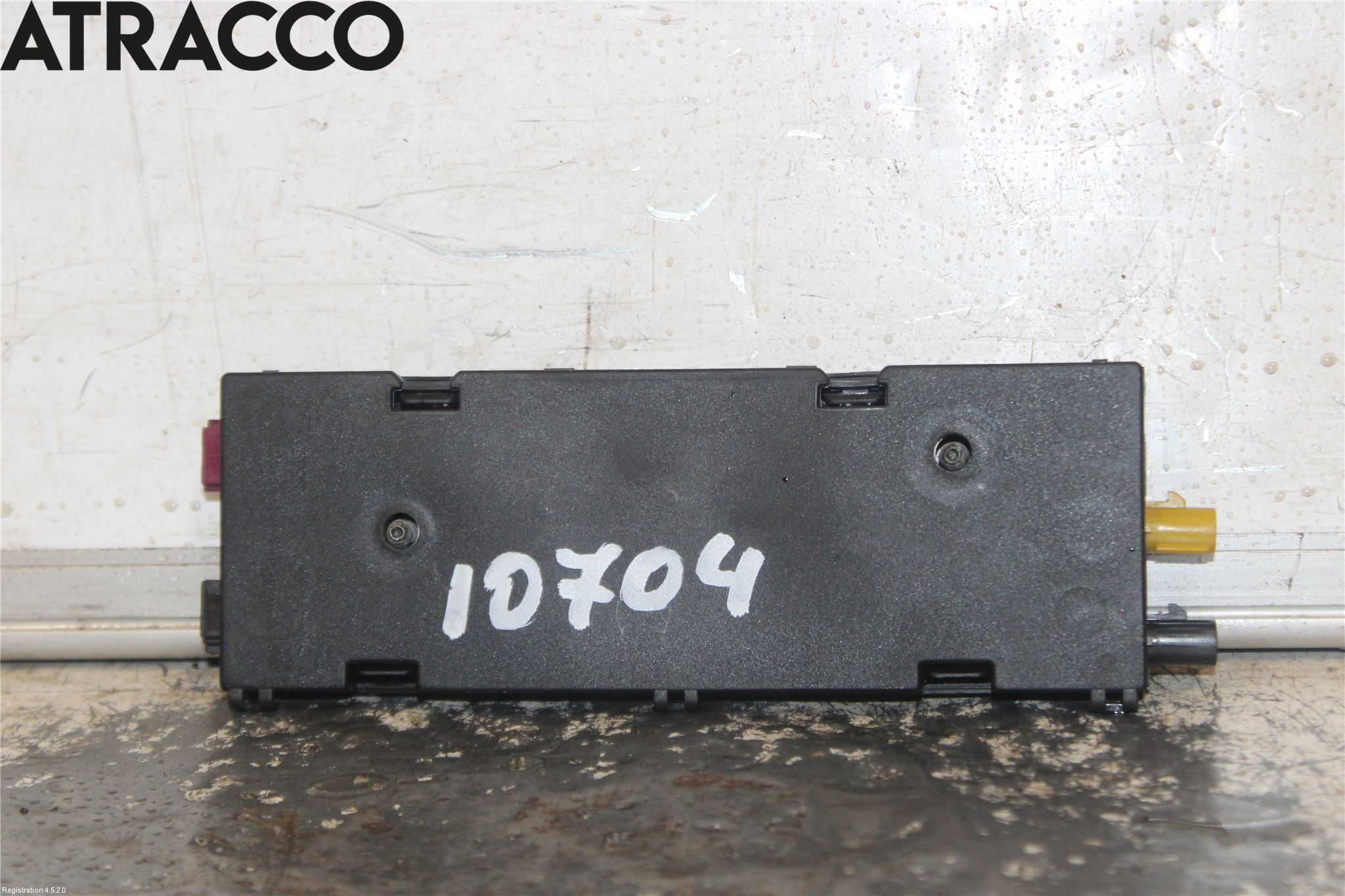 BMW 1 E87/81 5D/3D 03-11 Stereo Antenneforsterker