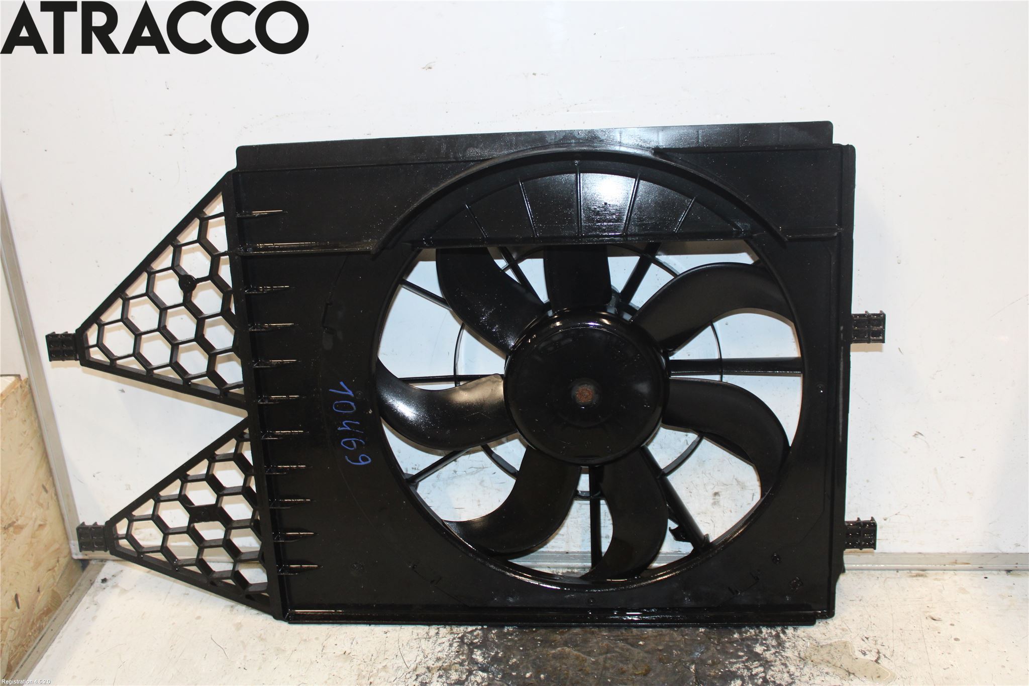 Skoda FABIA 15-21 Kjølevifte Elektrisk