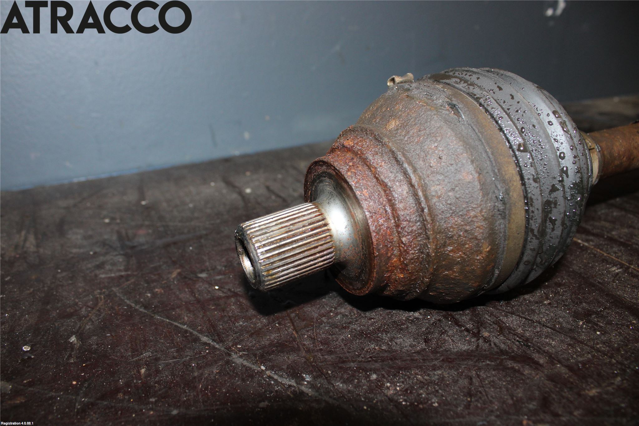 Volkswagen VW PASSAT 15-19 Drivaksel Foran Kompl Venstre