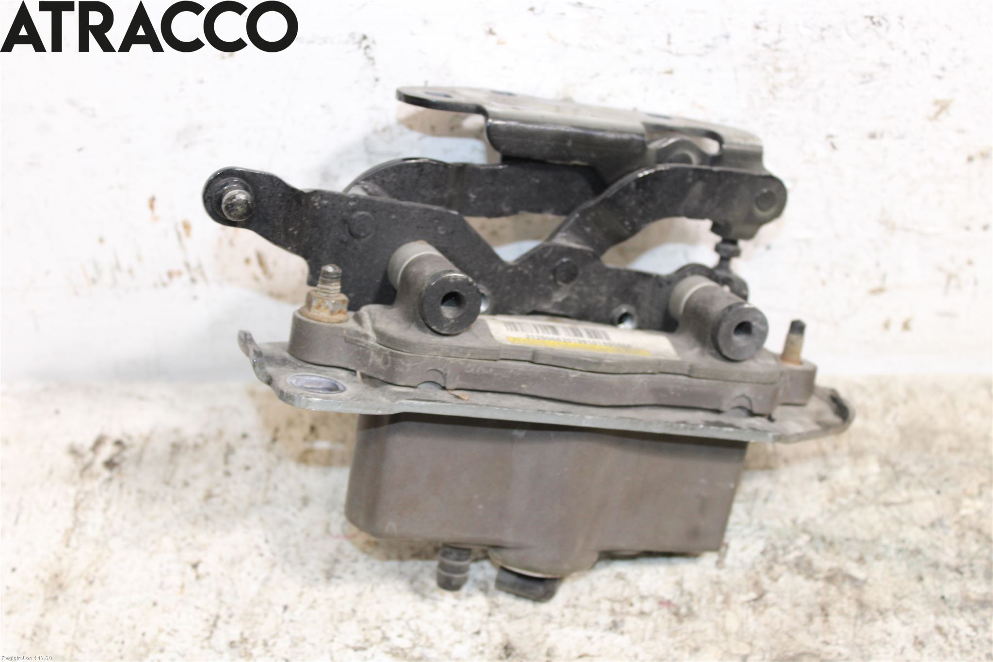 Mercedes-Benz MB E-KLASS (W212) 09-16 Panser Hengsel - Hengsler