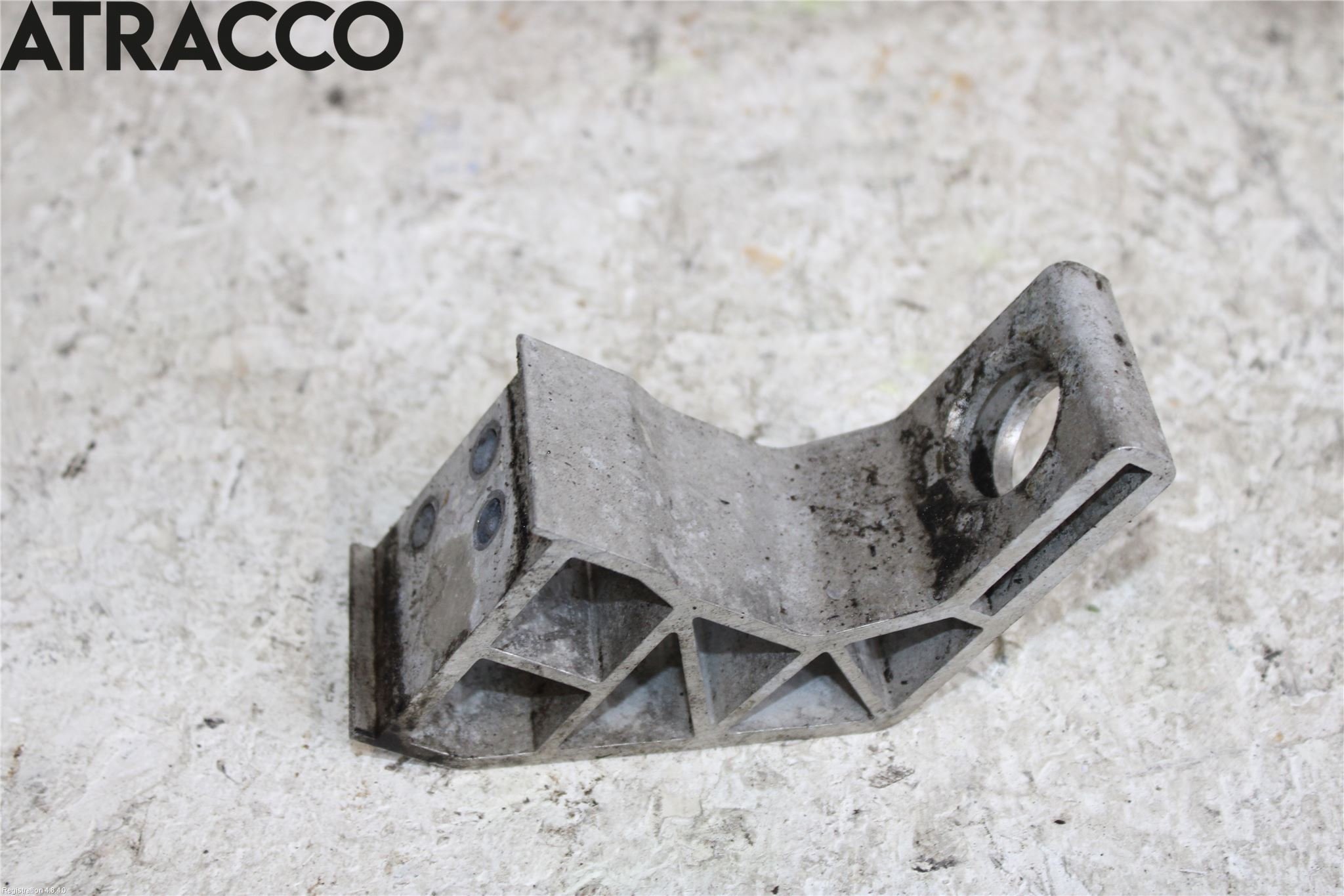 Mercedes-Benz MB C-KLASS (W205) 14-21 Radiator Feste - Ramme - Bjelk