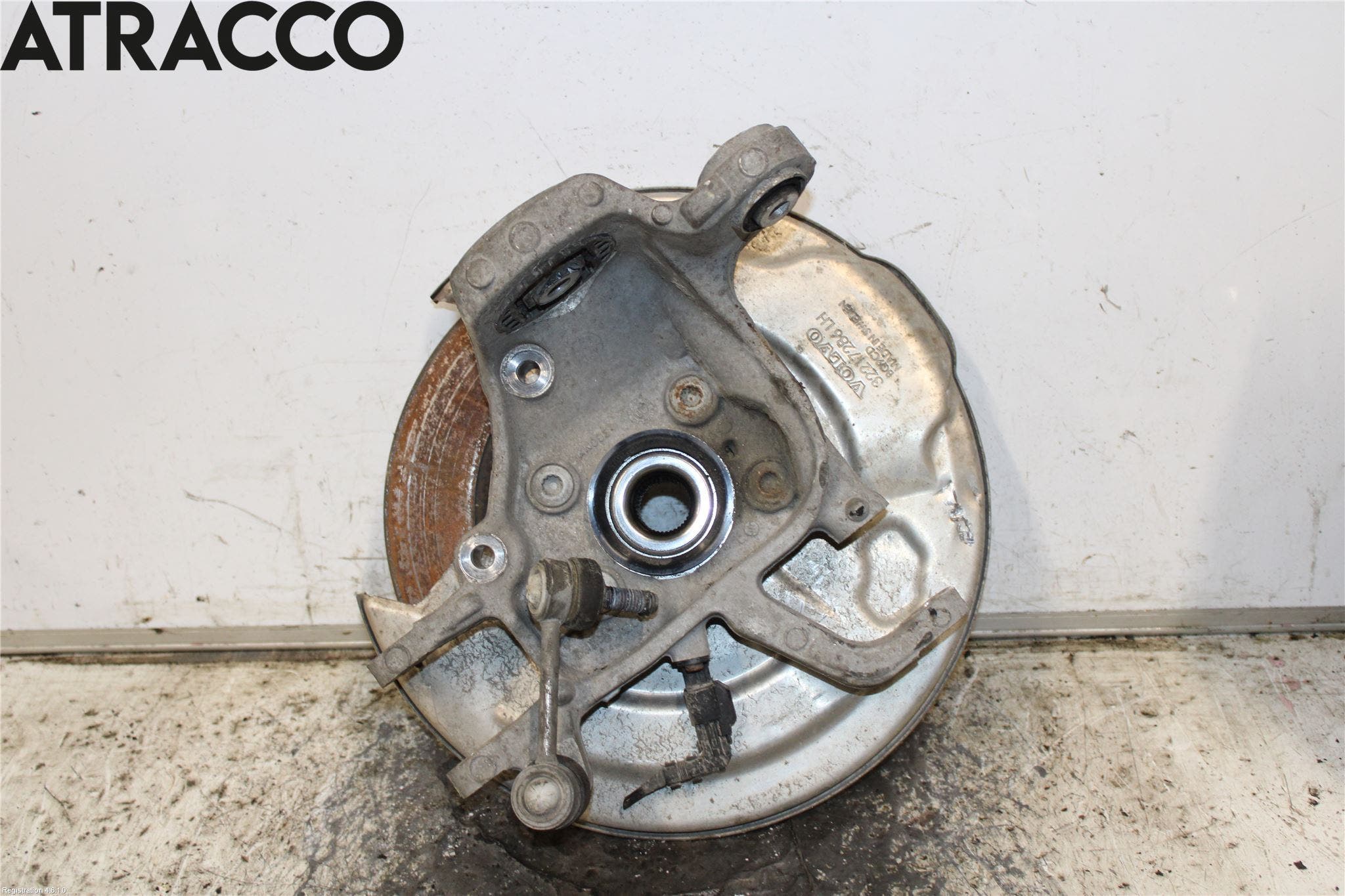 Volvo XC60 18- Spindel Vb