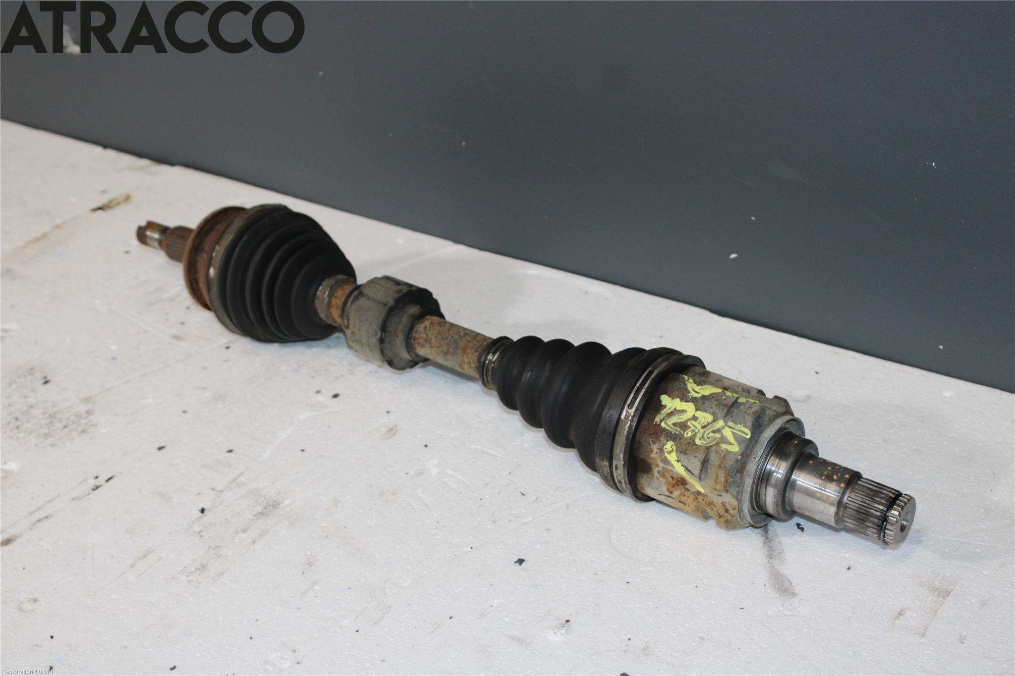 Toyota RAV 4 06-12 Drivaksel Foran Kompl Venstre