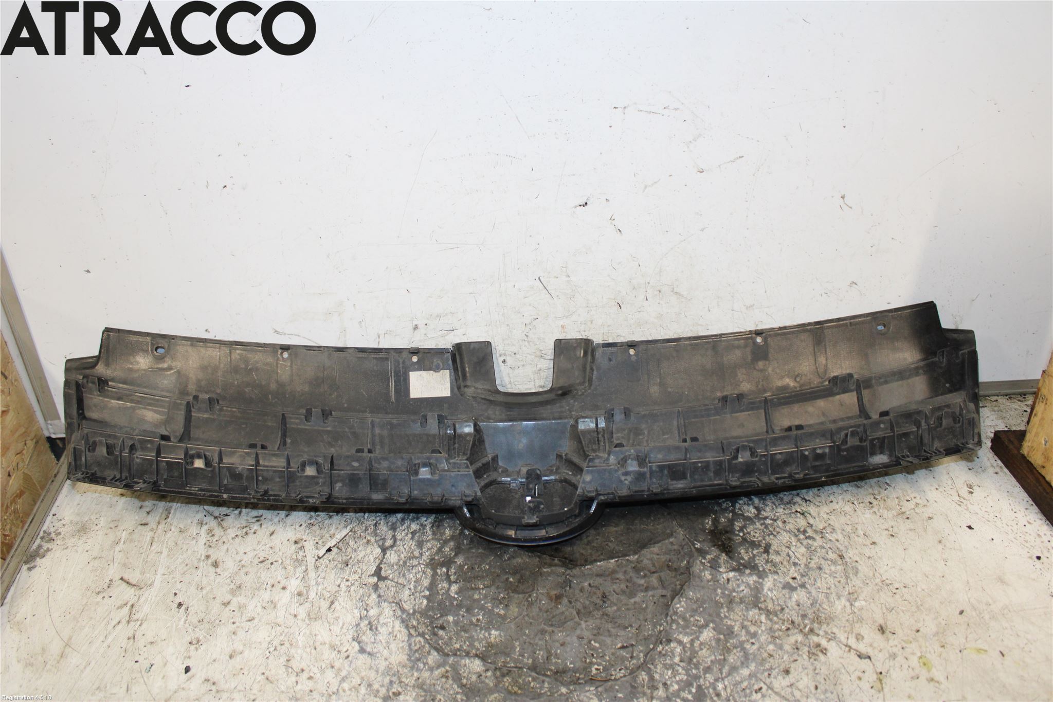 Volkswagen VW GOLF / E-GOLF VII 13-20 Grill Komplett