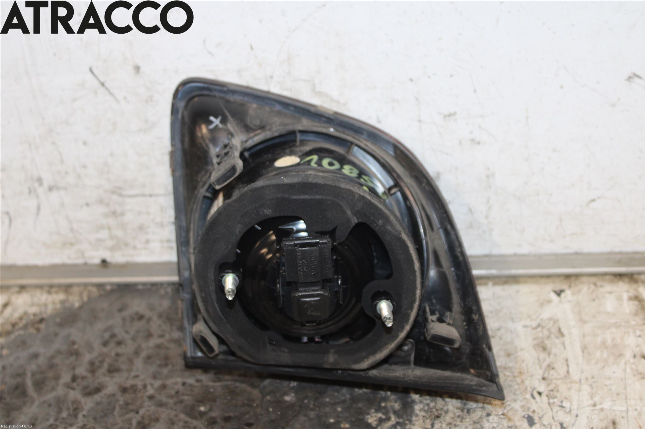 Volkswagen VW GOLF PLUS/CROSS GOLF 04-14 Baklykt Venstre  På Luke(Indre