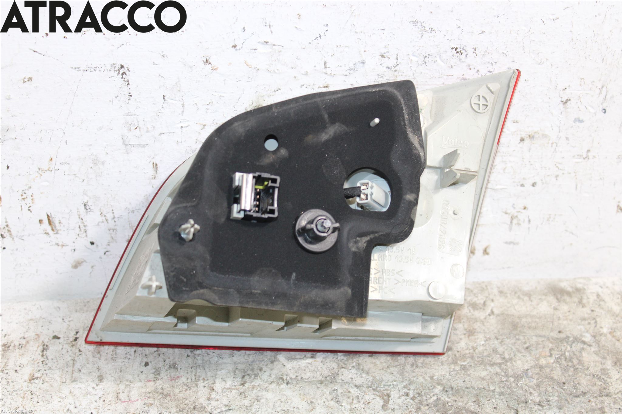 Peugeot 508 11-18 Baklykt Venstre  På Luke(Indre