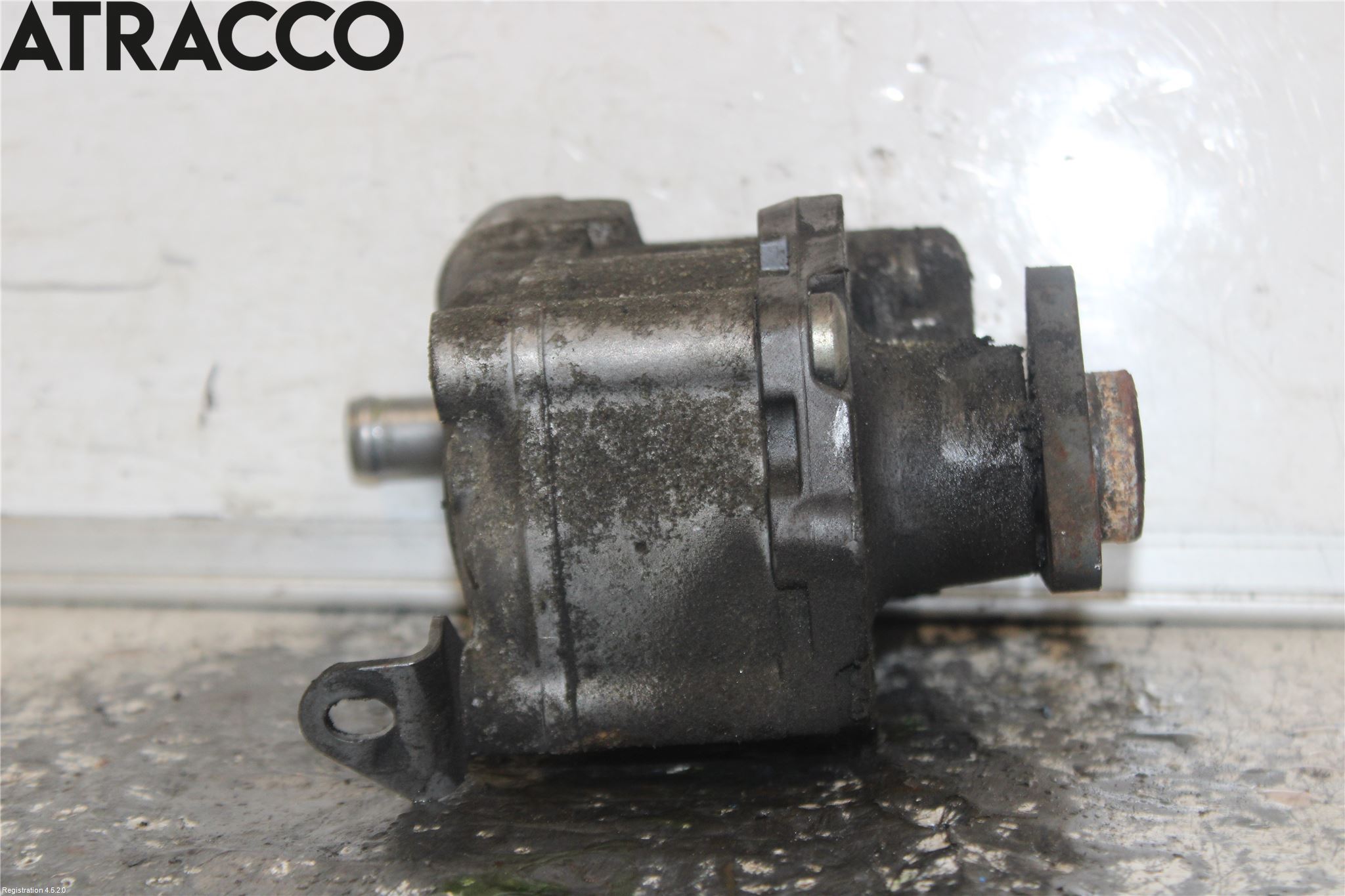 BMW 5 E60/61 Sed/Tou 02-10 Servo Pumpe