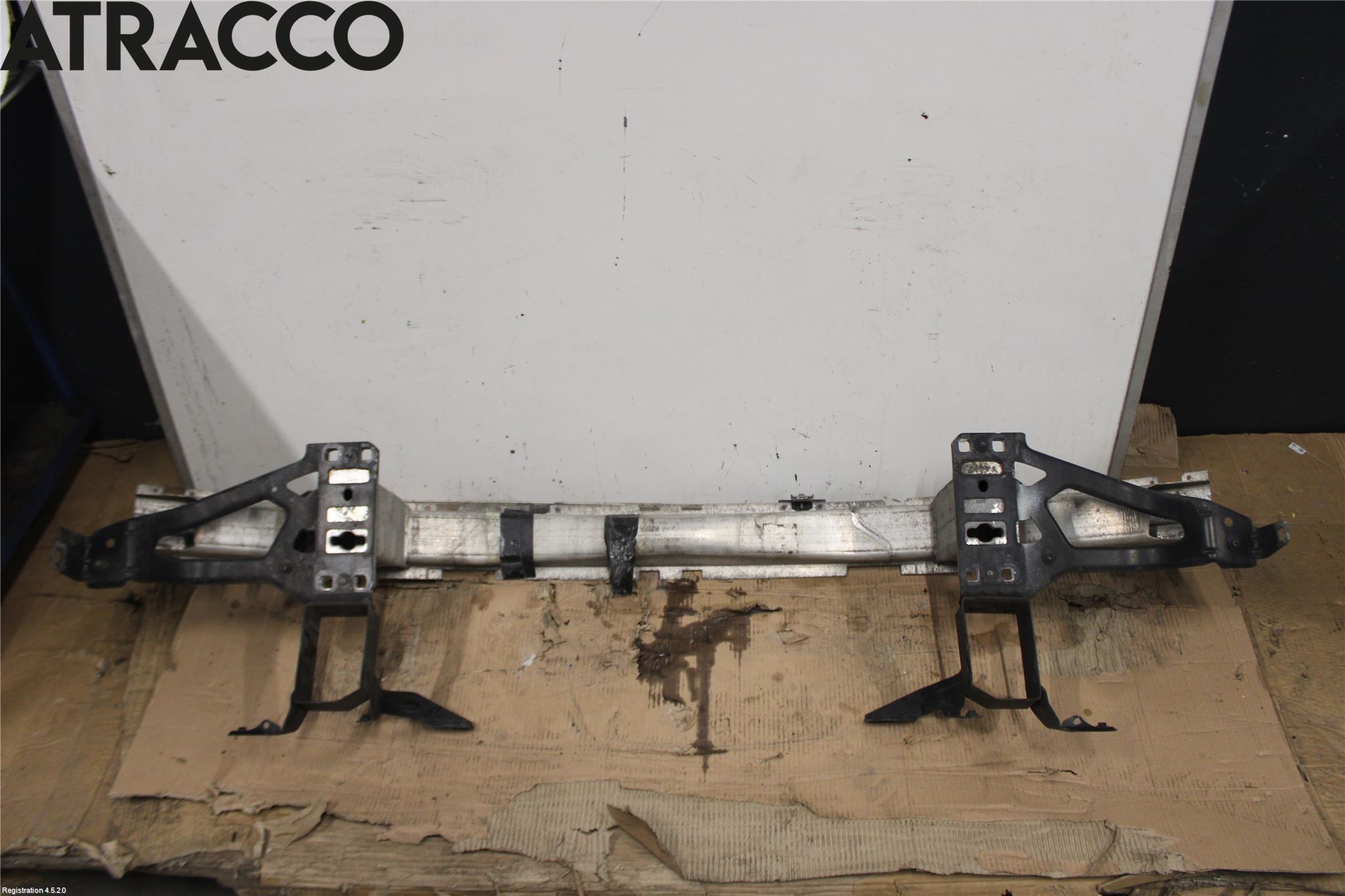 BMW 5 E60/61 Sed/Tou 02-10 Støtfanger Foran Bjelke