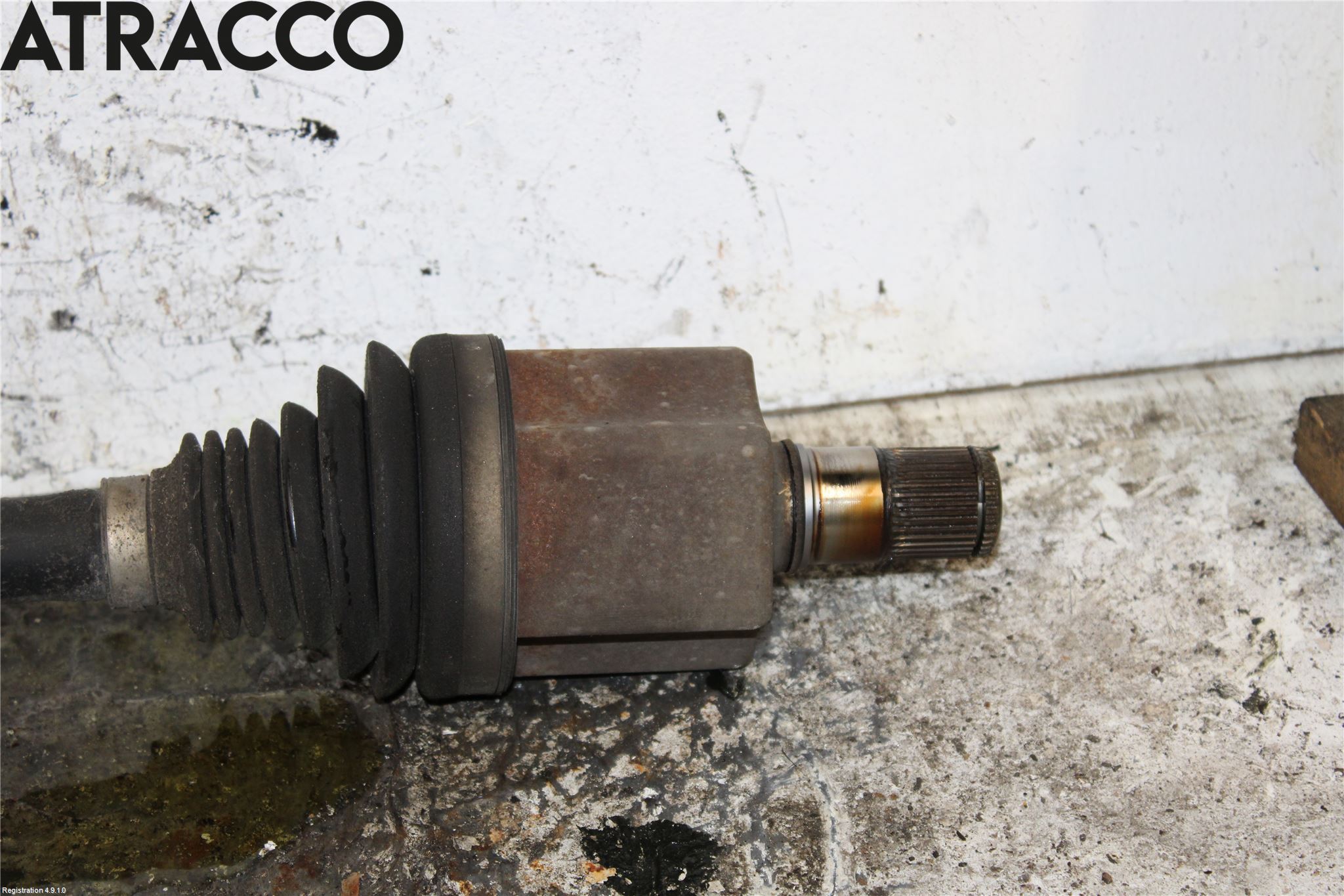 Volkswagen VW PASSAT 15-19 Drivaksel Foran Kompl Venstre