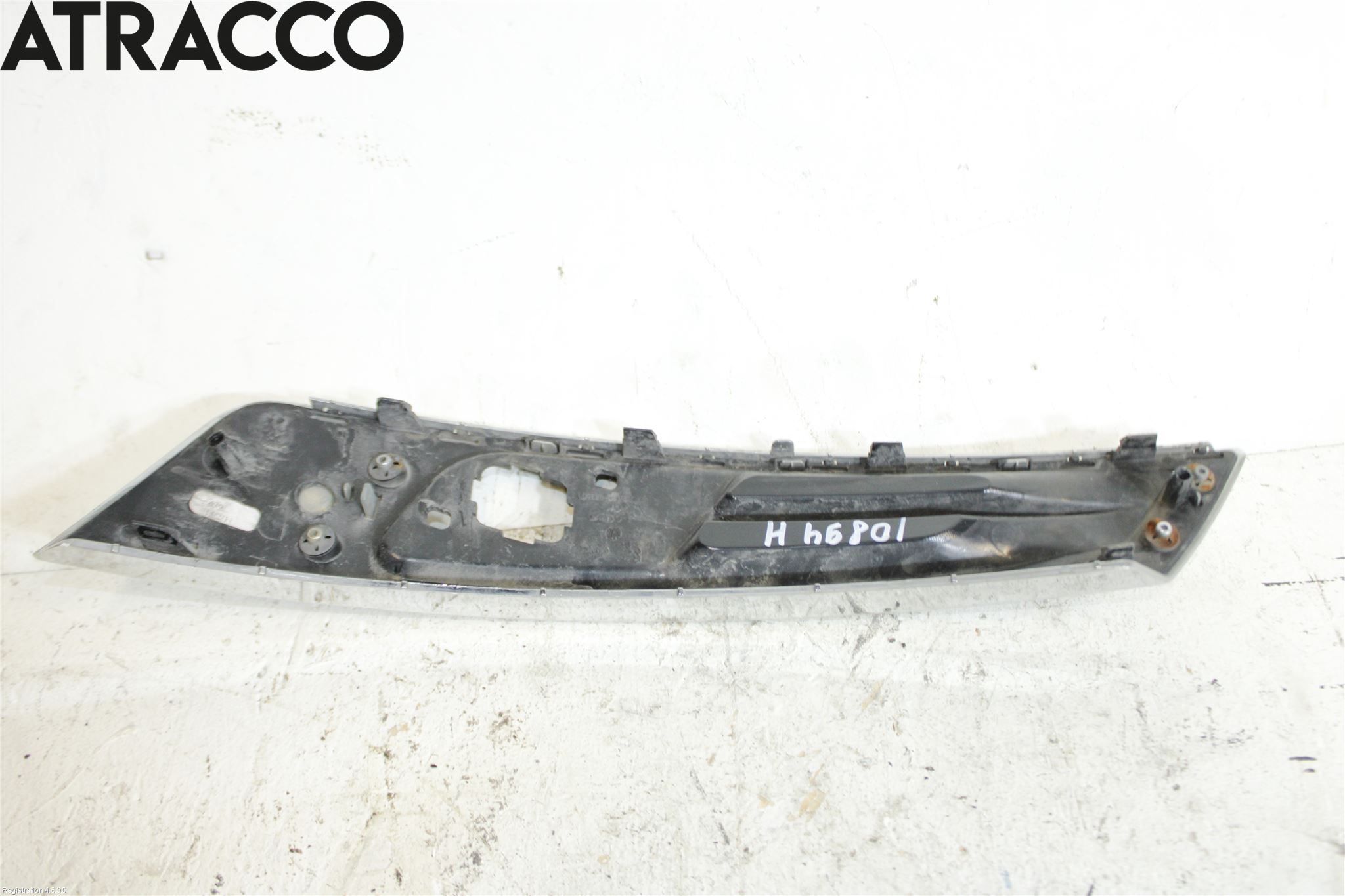 Peugeot 5008 10-16 Frontlykt Ramme H Lyktering