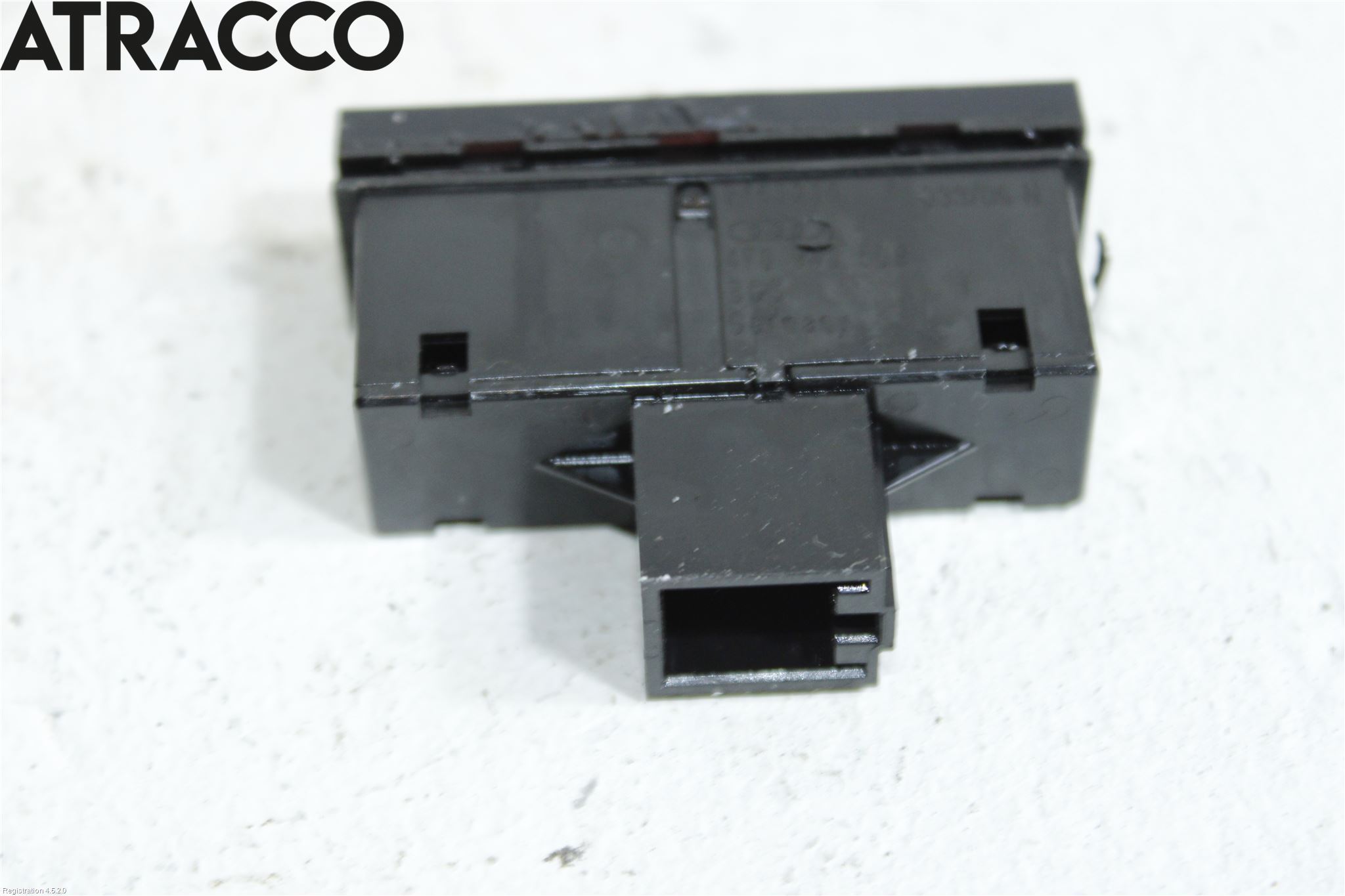 Audi A6/S6     05-11 Bryter Varsel (Nødblink)