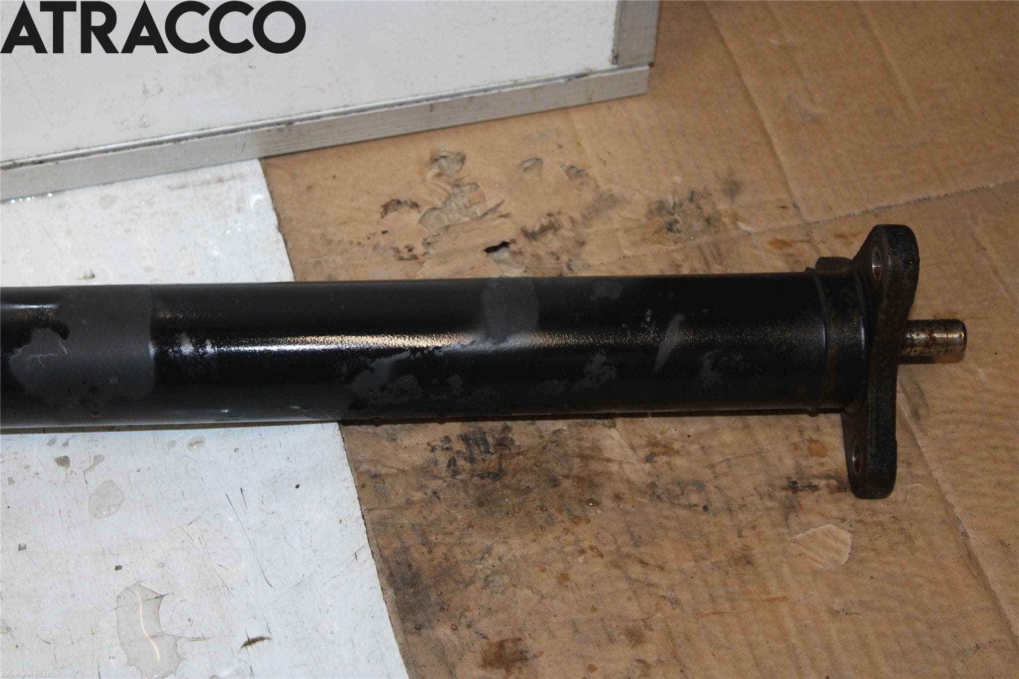 BMW 5 F10/F11/F18 09-17 Mellomaksel Kompl