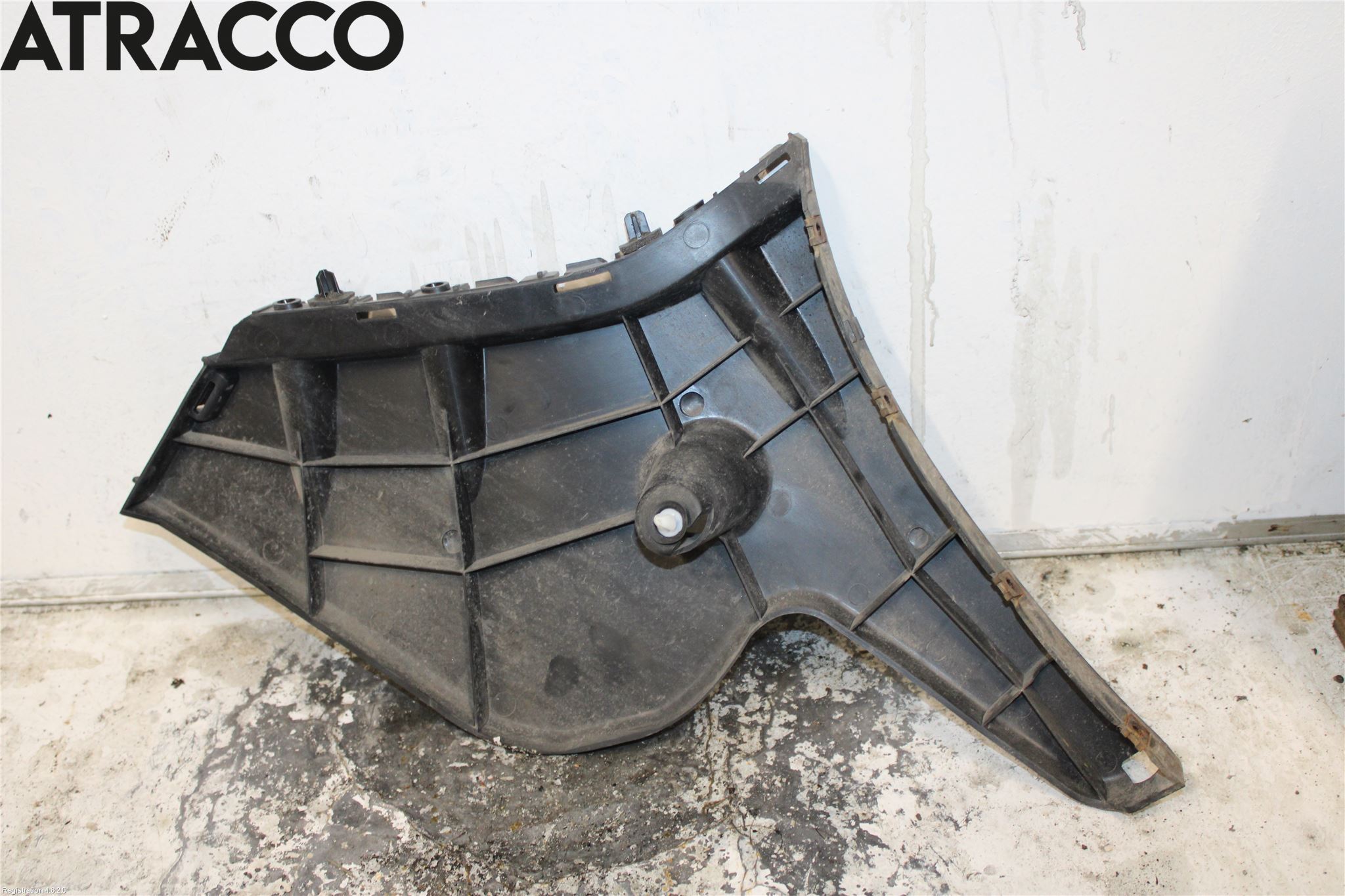 Volvo V60 11-13 Støtfangerfeste Bak Venstre