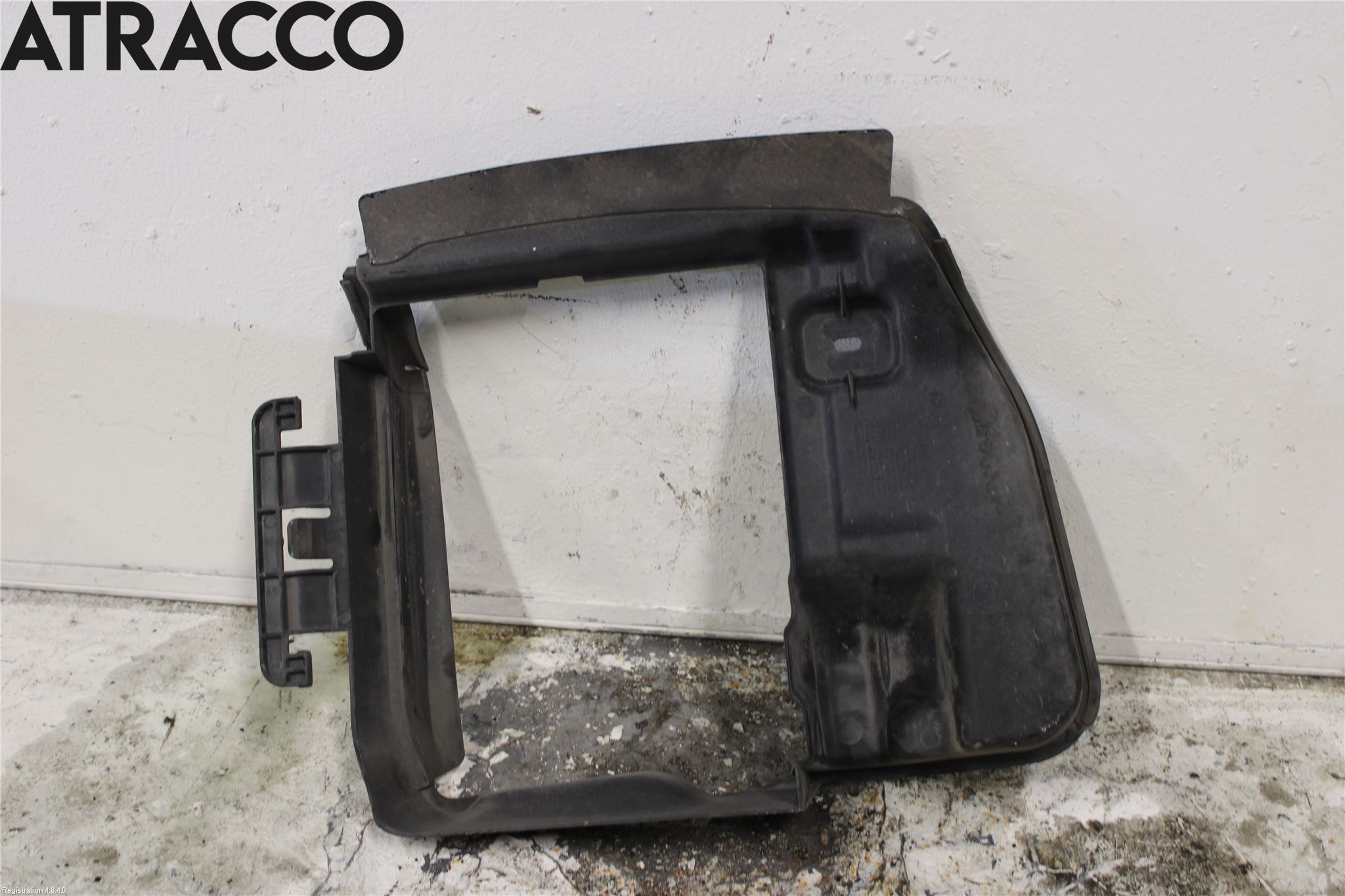 Peugeot 308 14-21 Luftstyring Front