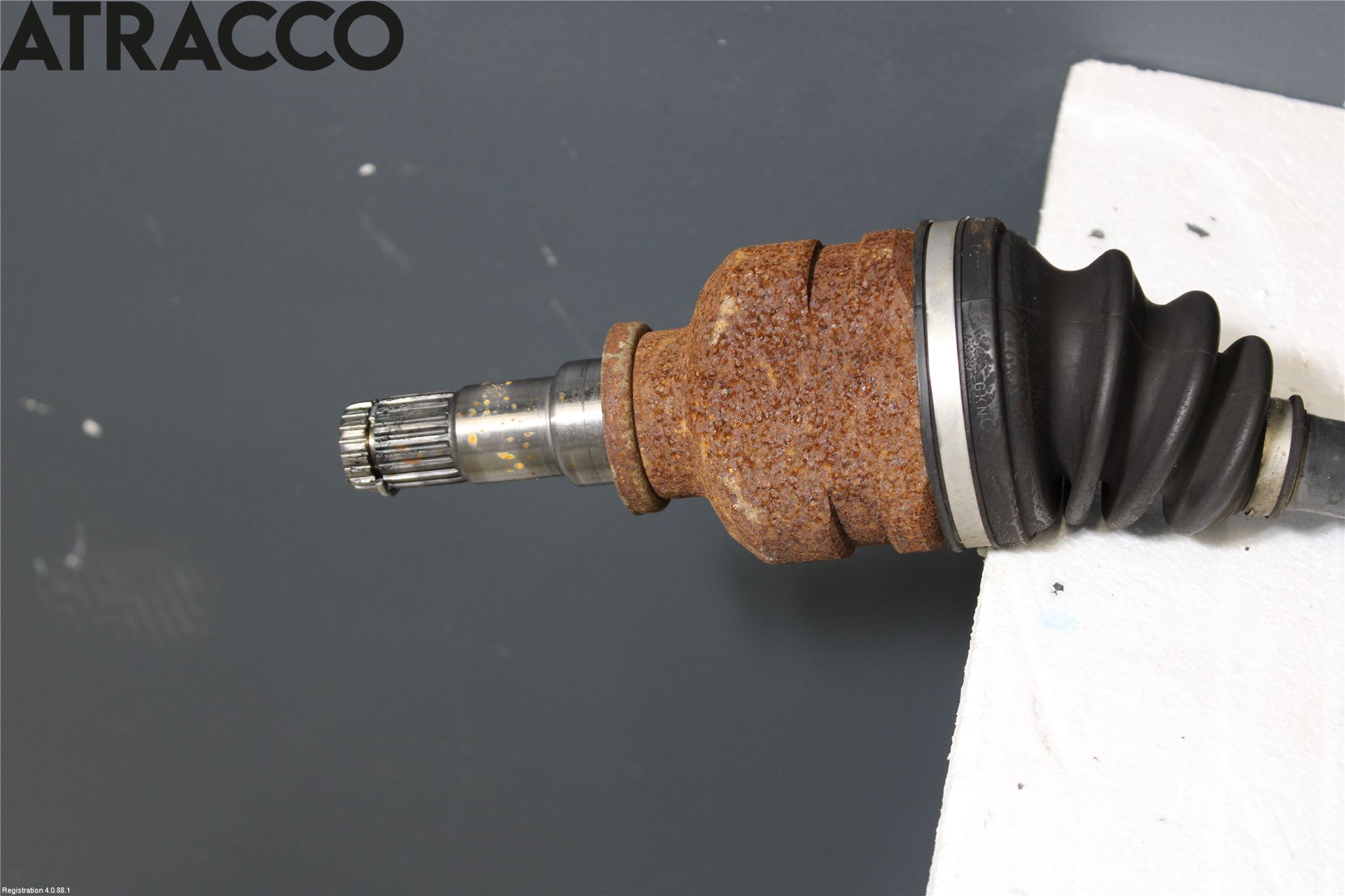 Toyota YARIS XP130 12-14 Drivaksel Foran Kompl Høyre