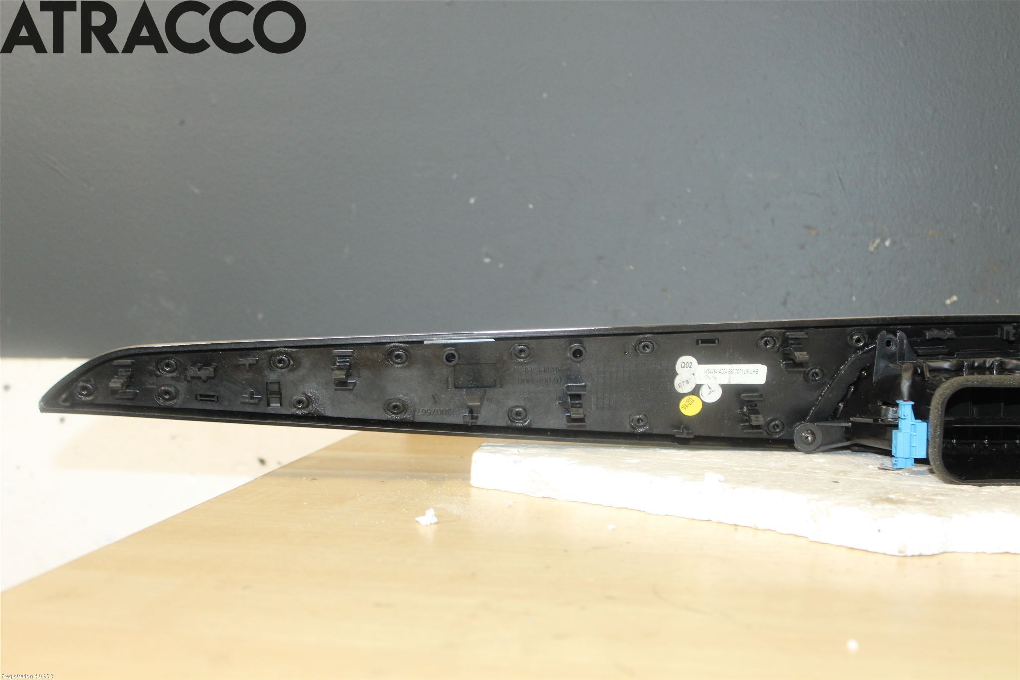 Mercedes-Benz MB E-KLASS COUPÈ/CAB(C207) 09-17 Dashbord Kanal - Dyse