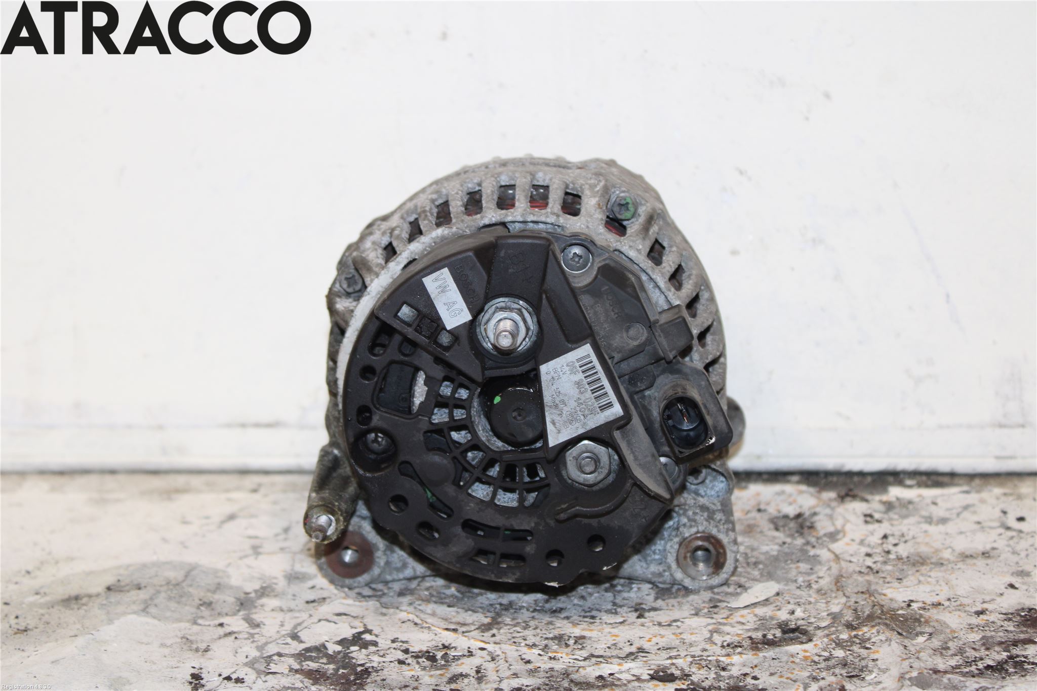 Volkswagen VW GOLF V 04-09 Dynamo