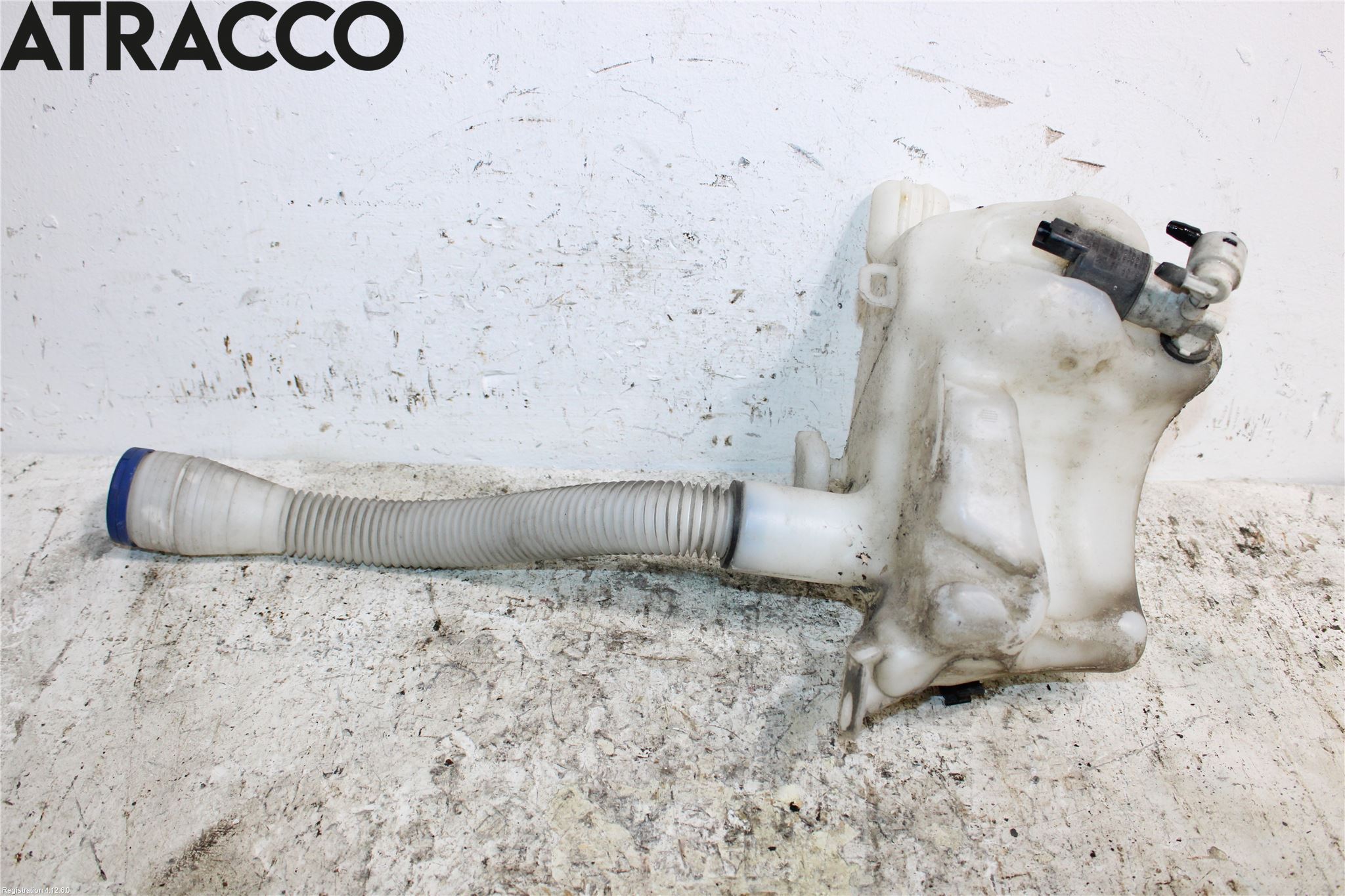 Peugeot PARTNER 08-15 Spylerbeholder Frontrute-Lykte