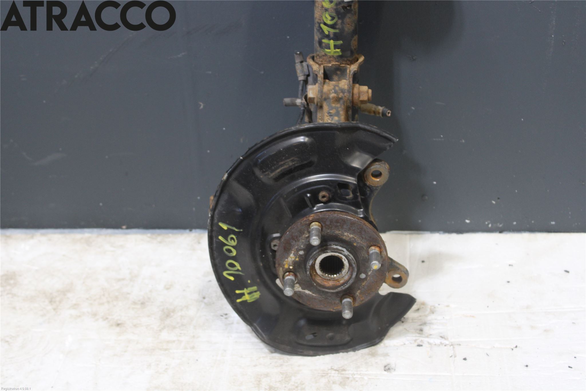 Toyota YARIS XP130 15-20 Fjærbein Foran Høyre