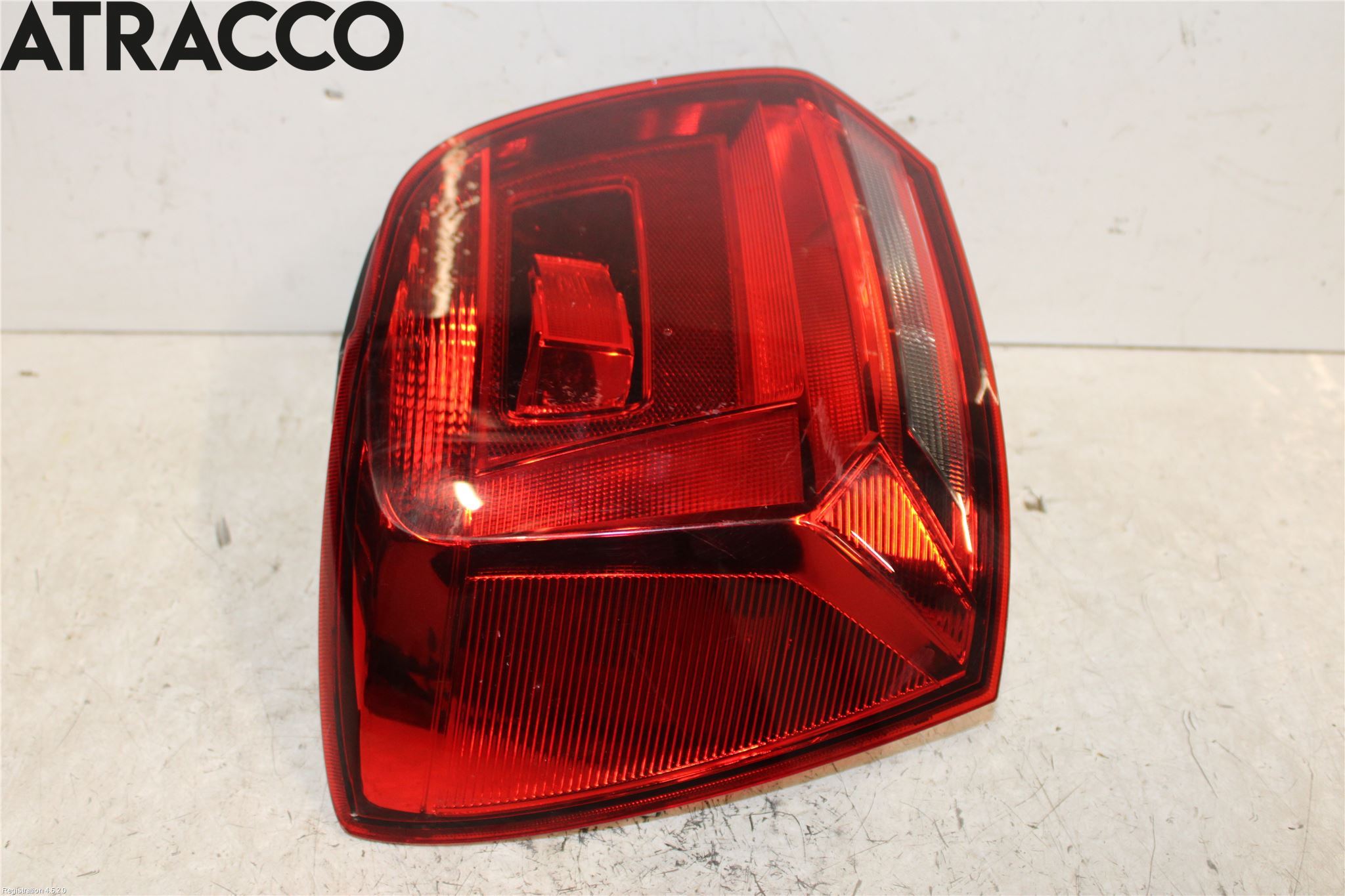 Volkswagen VW POLO 10-17 Baklykt Venstre