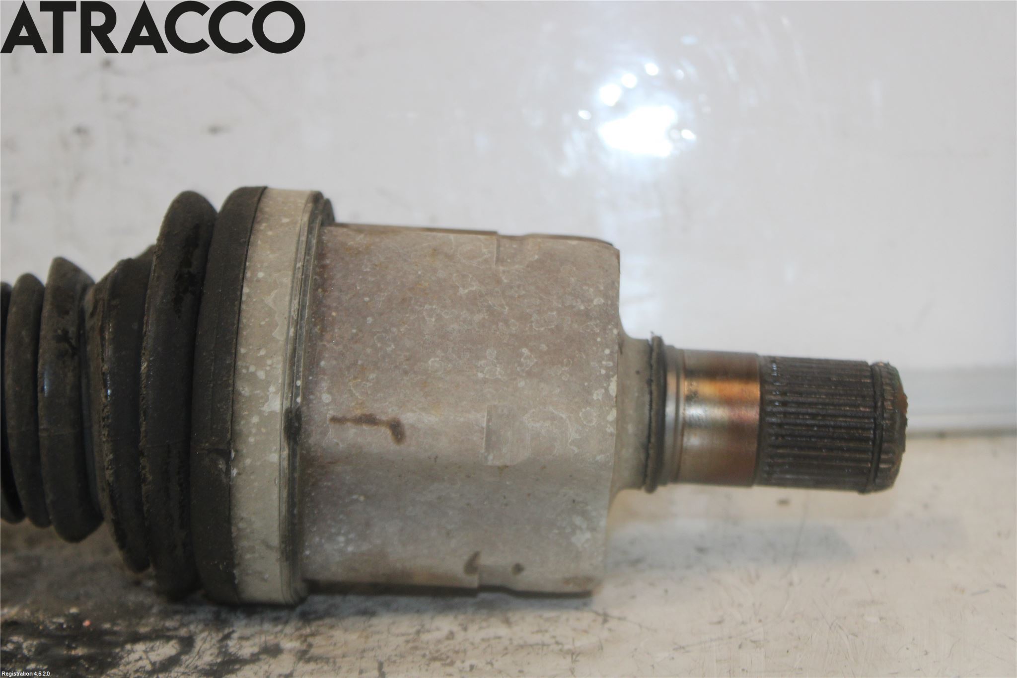 Volkswagen VW TIGUAN 07-16 Drivaksel Bak Kompl Venstre