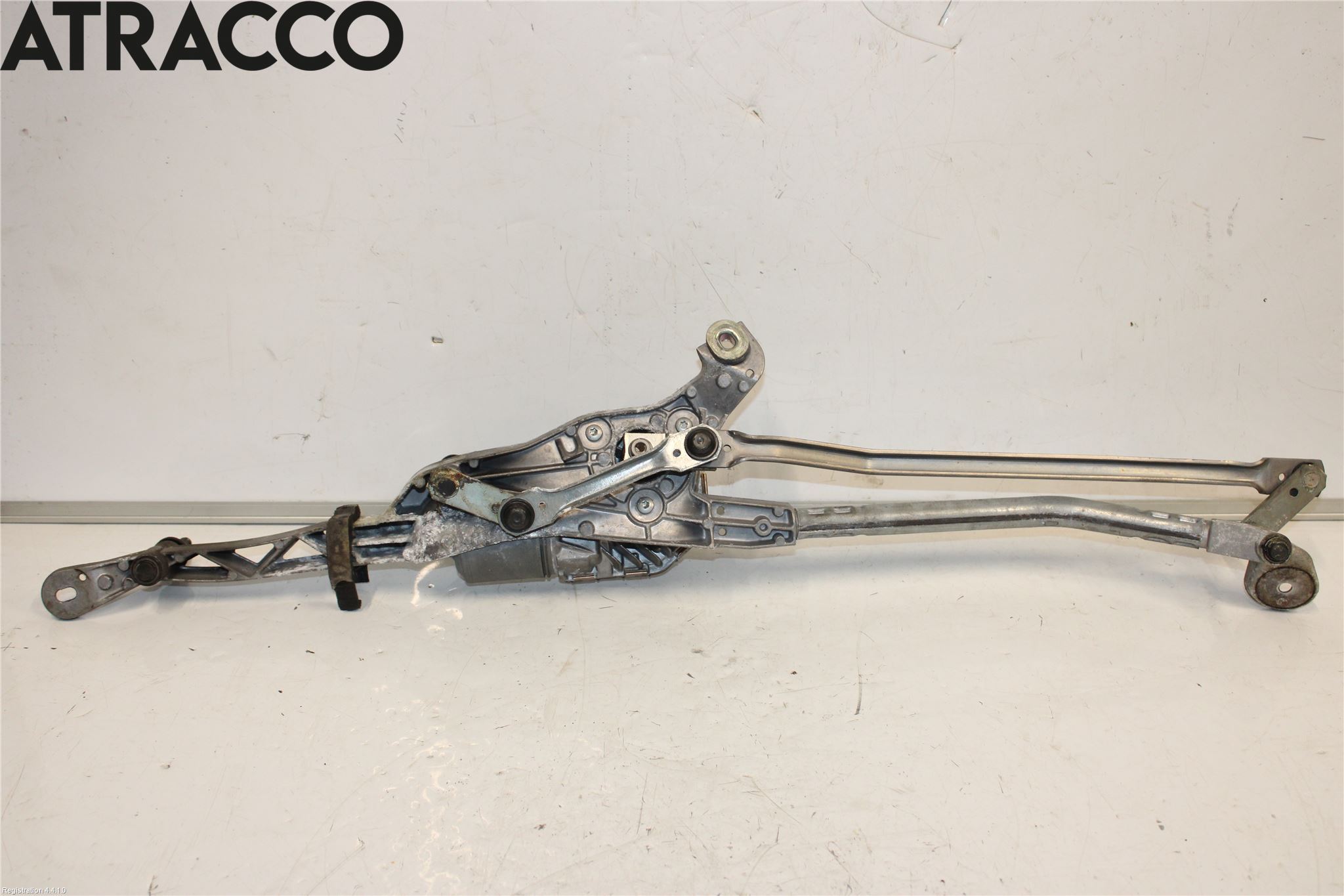 Mercedes-Benz MB E-KLASS (W212) 09-16 Viskermotor Frontrute