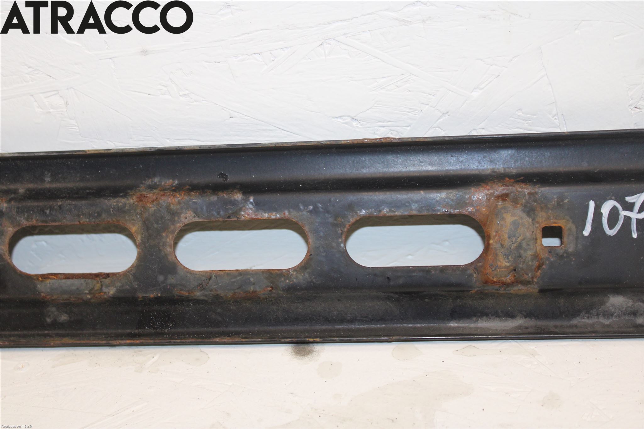 Volvo V60 14-18 Radiator Feste - Ramme - Bjelk