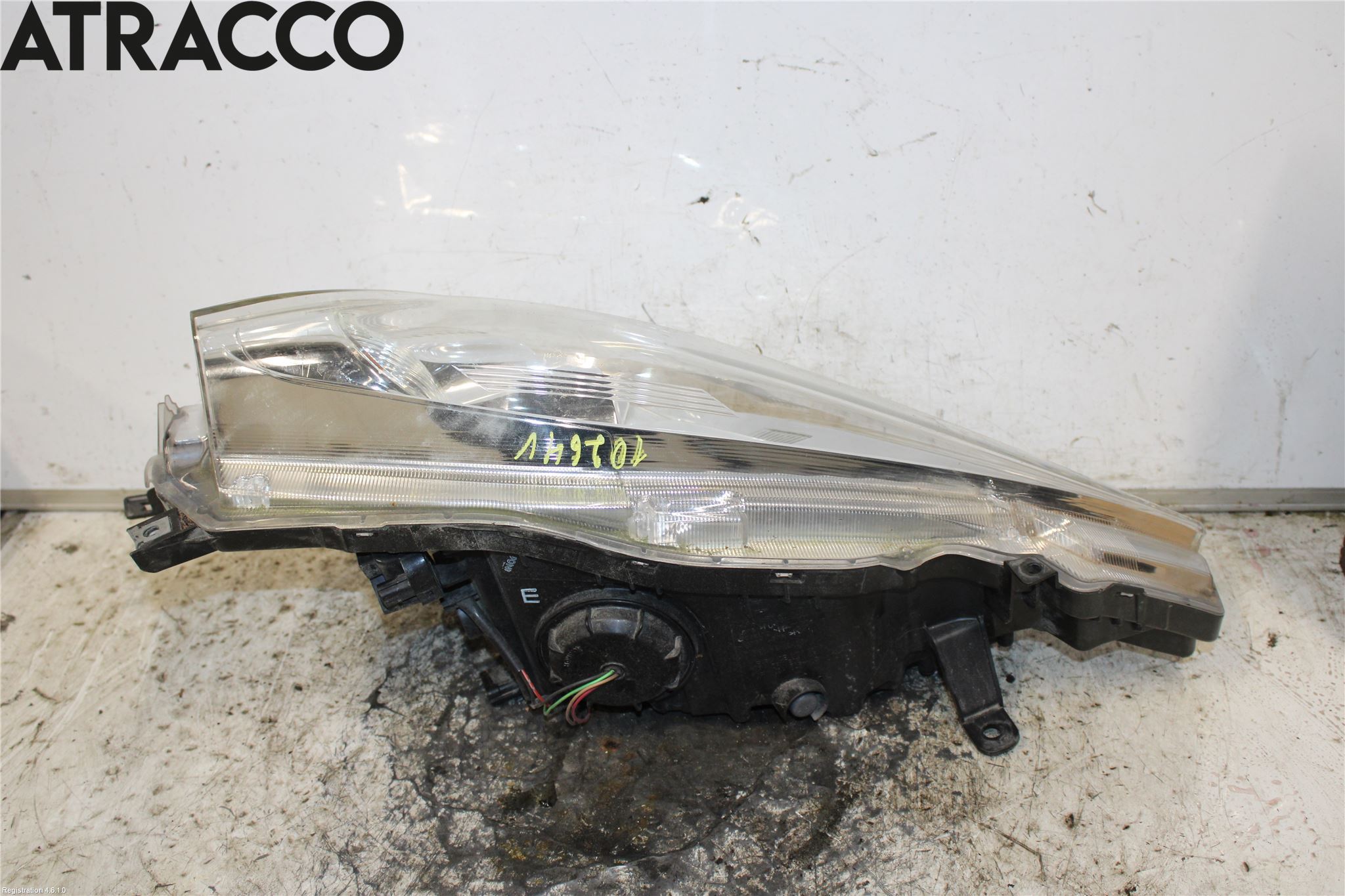 Nissan LEAF 11-17 Frontlykt Venstre