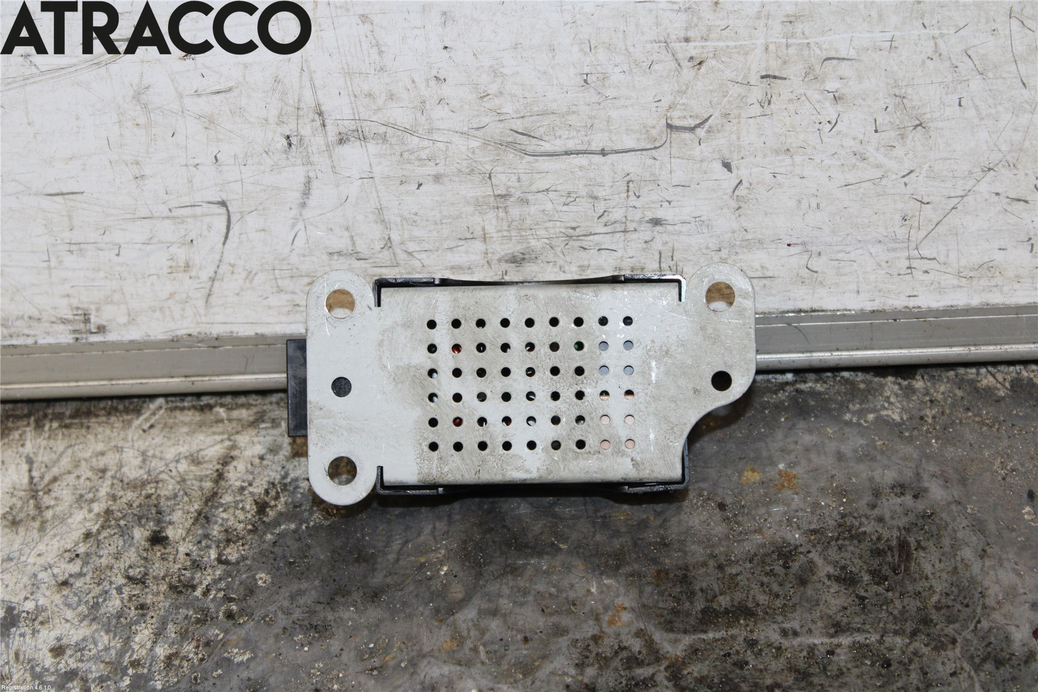 Volkswagen VW GOLF VI 09-13 Stereo Antenneforsterker