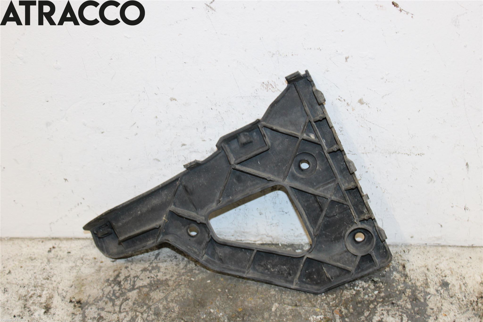 Audi A6/S6     05-11 Støtfanger Foran Feste