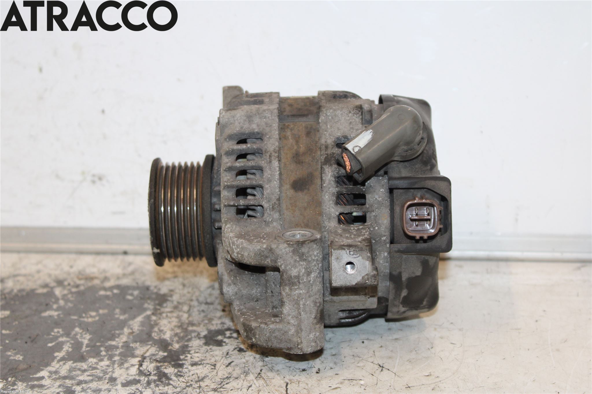 Toyota AVENSIS 09-15 Dynamo