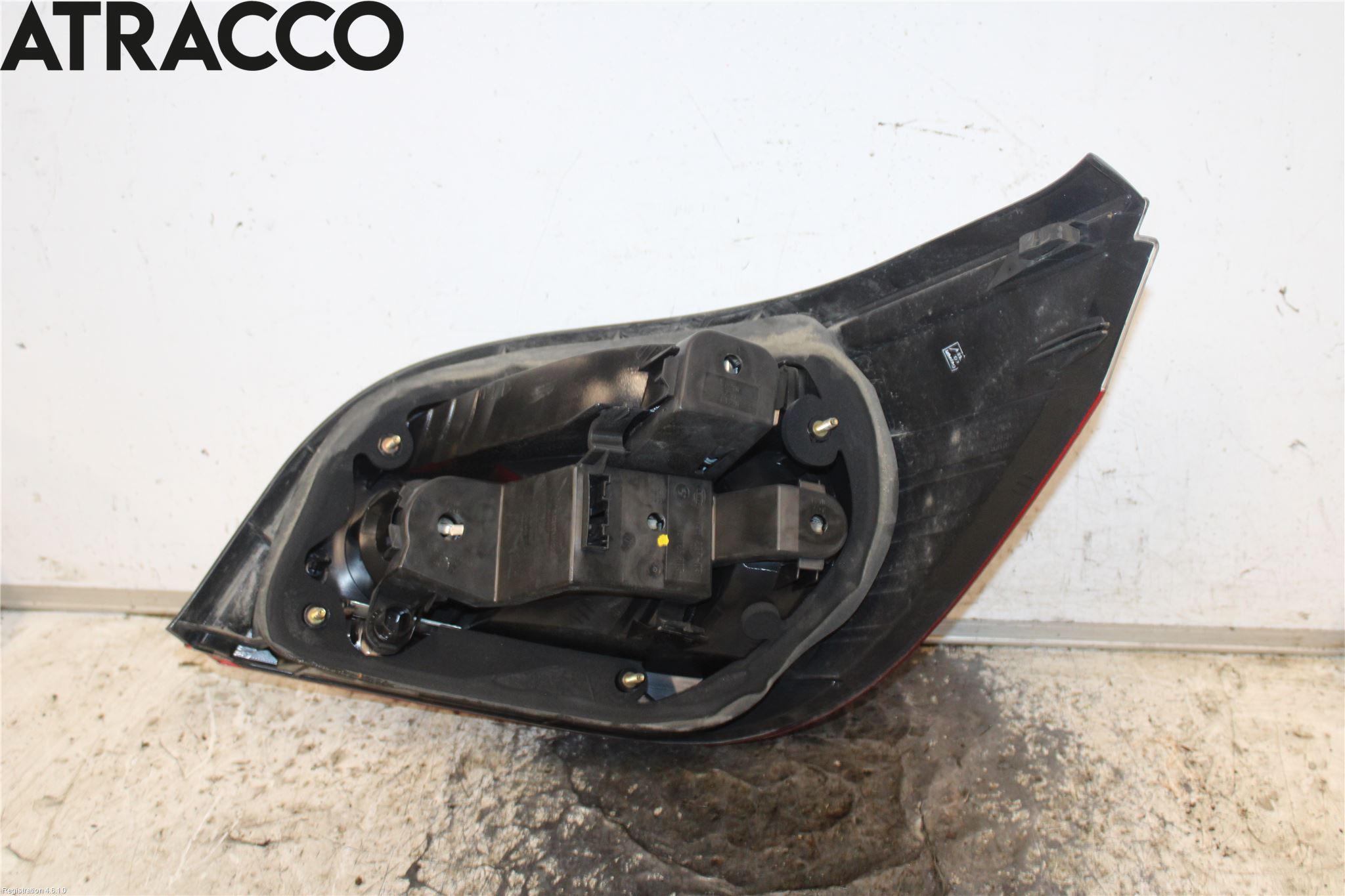 BMW 5 E60/61 Sed/Tou 02-10 Baklykt Venstre