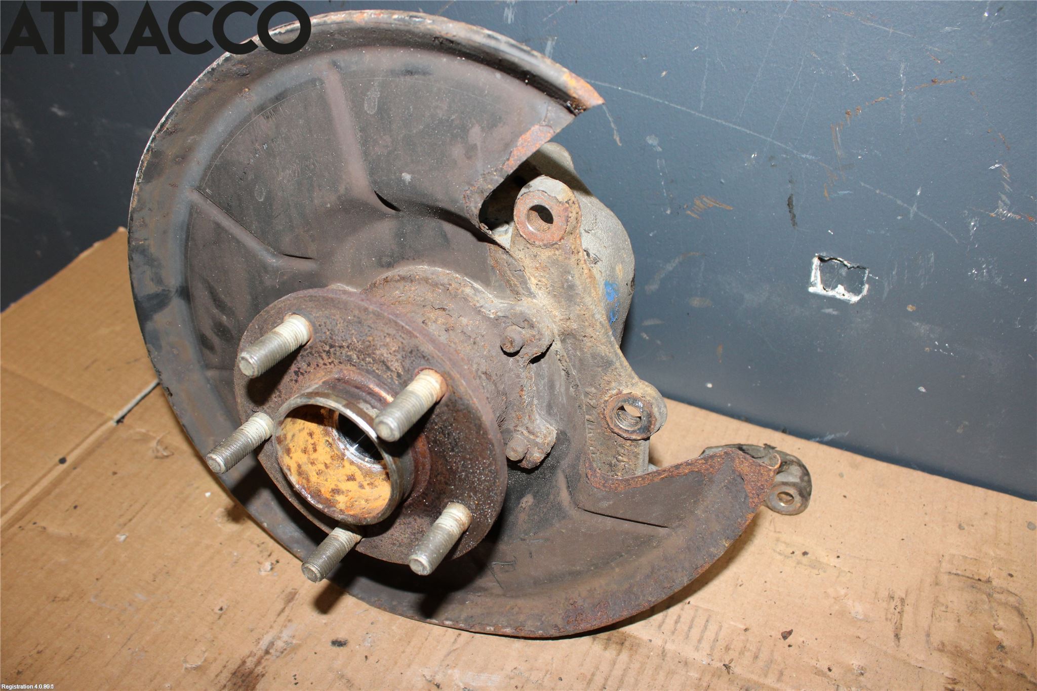 Ford KUGA 08-12 Spindel Vb