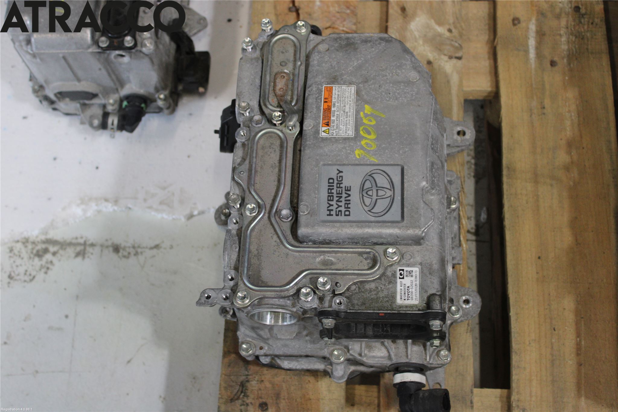 Toyota YARIS XP130 15-20 Hybridconverter