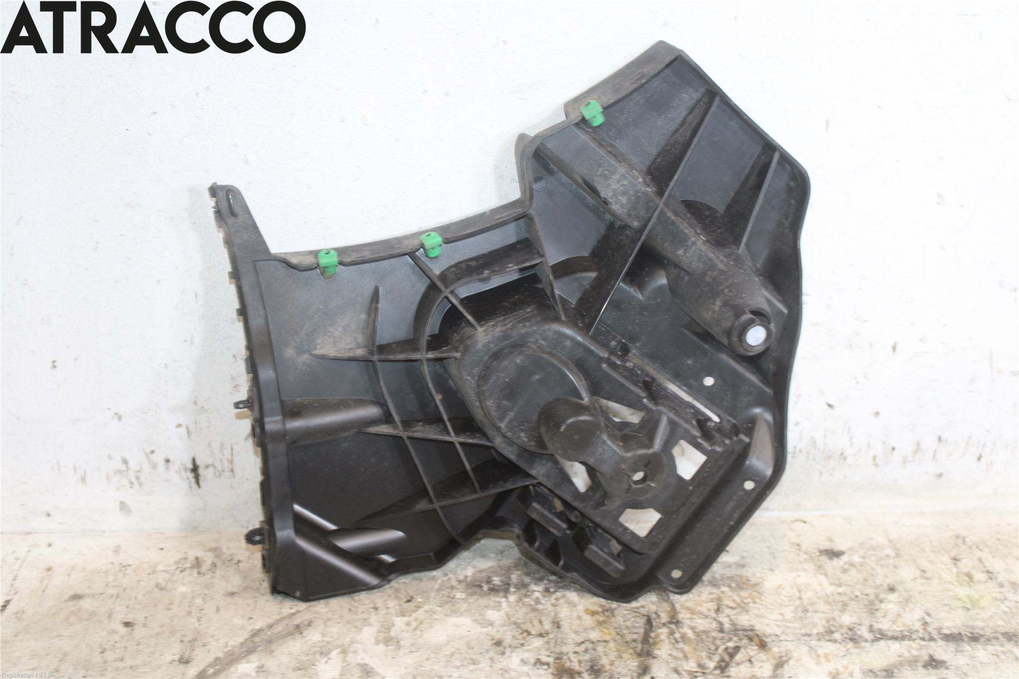 Volvo V40 12-19 Støtfangerfeste Bak Venstre