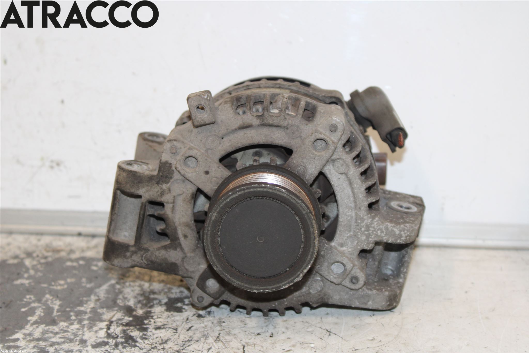 Toyota AVENSIS 09-15 Dynamo