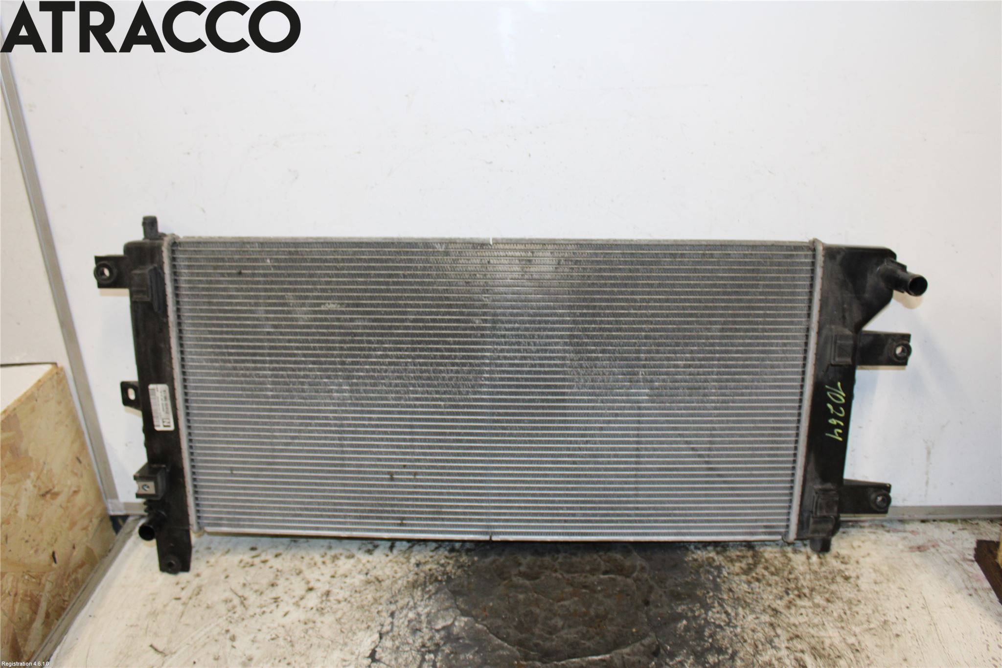 Nissan LEAF 11-17 Radiator Automat