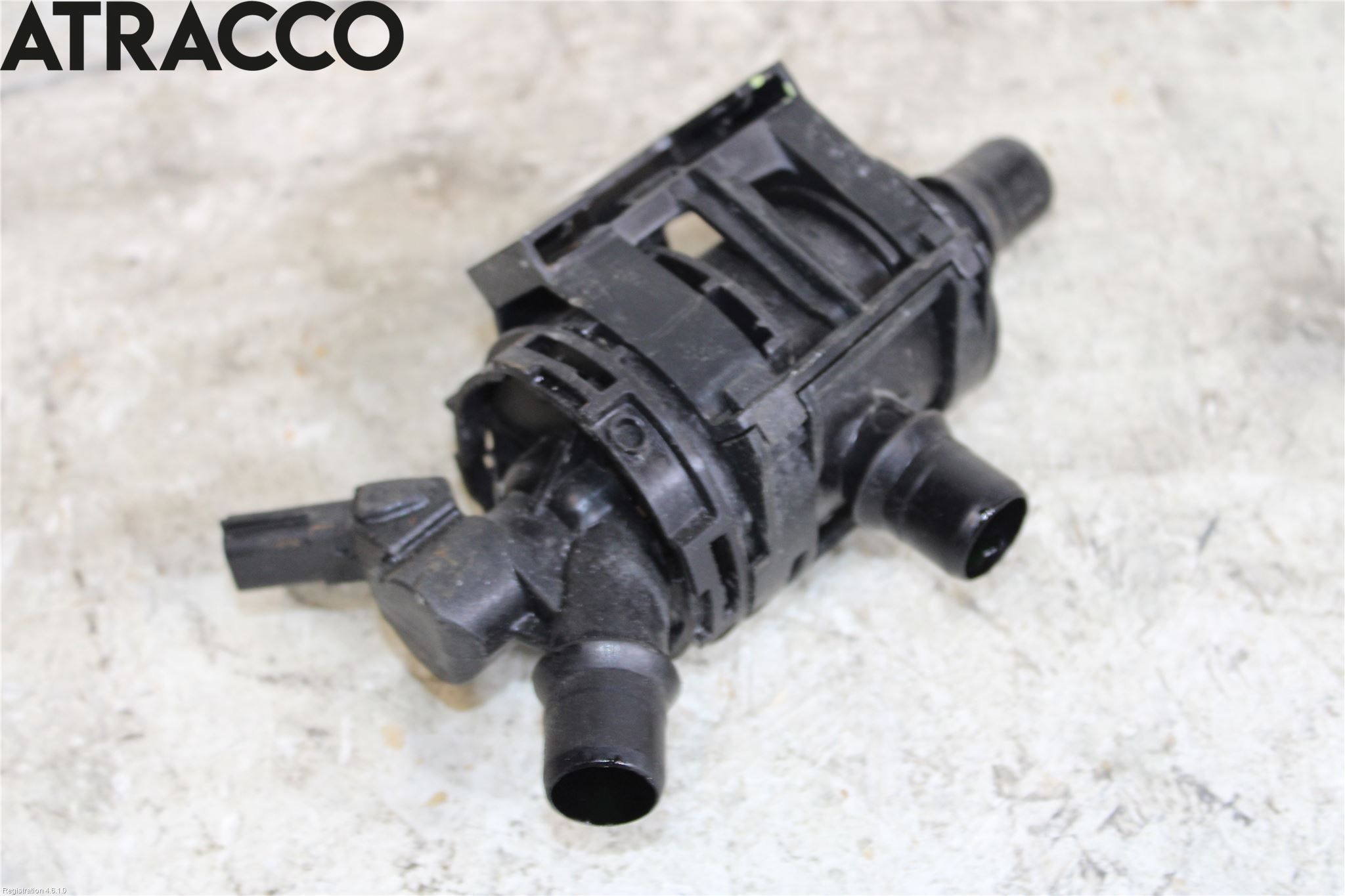 Nissan E-NV200/EVALIA Vannpumpe