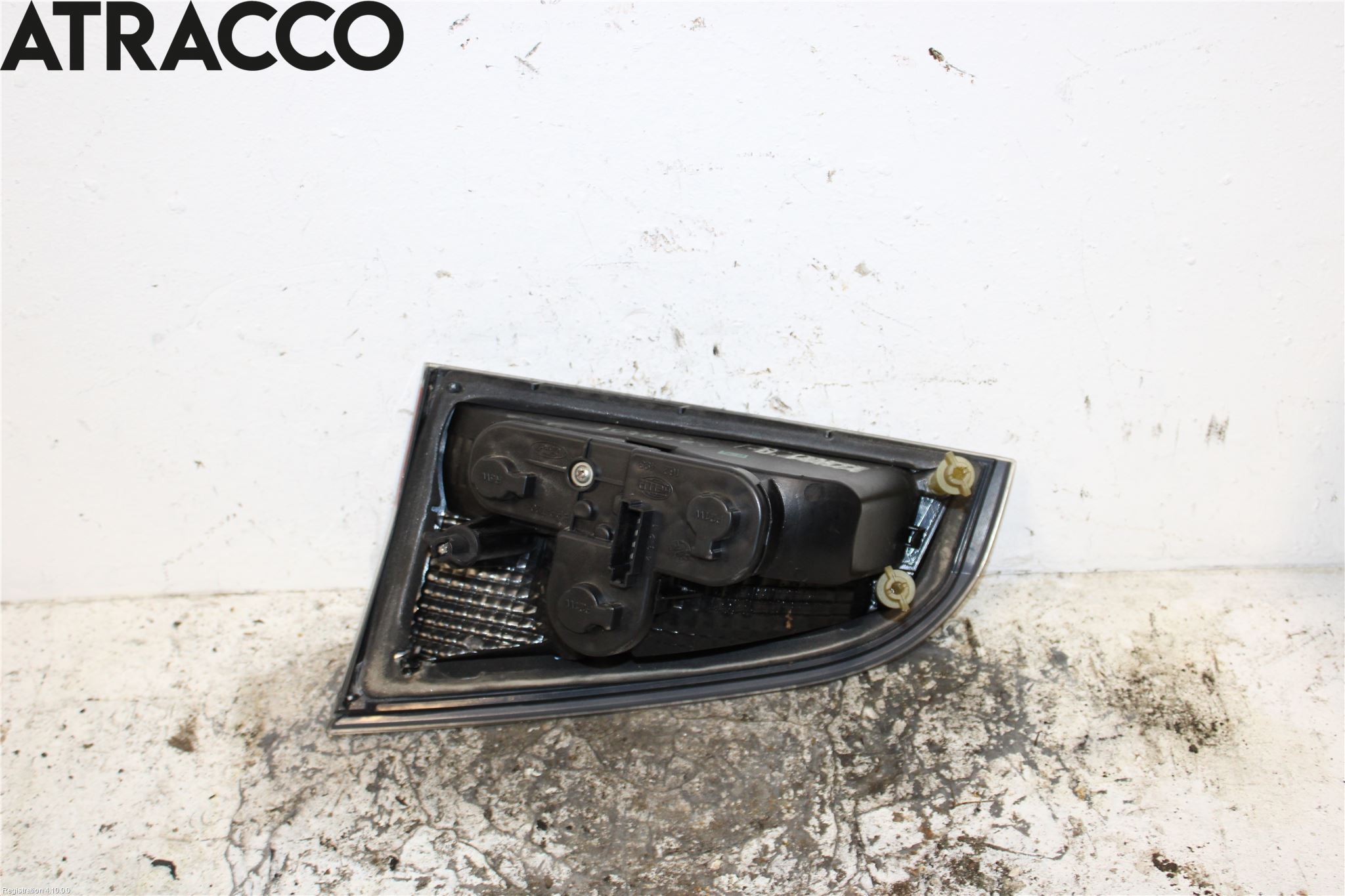 Ford S-MAX 06-15 Baklykt Venstre  På Luke(Indre