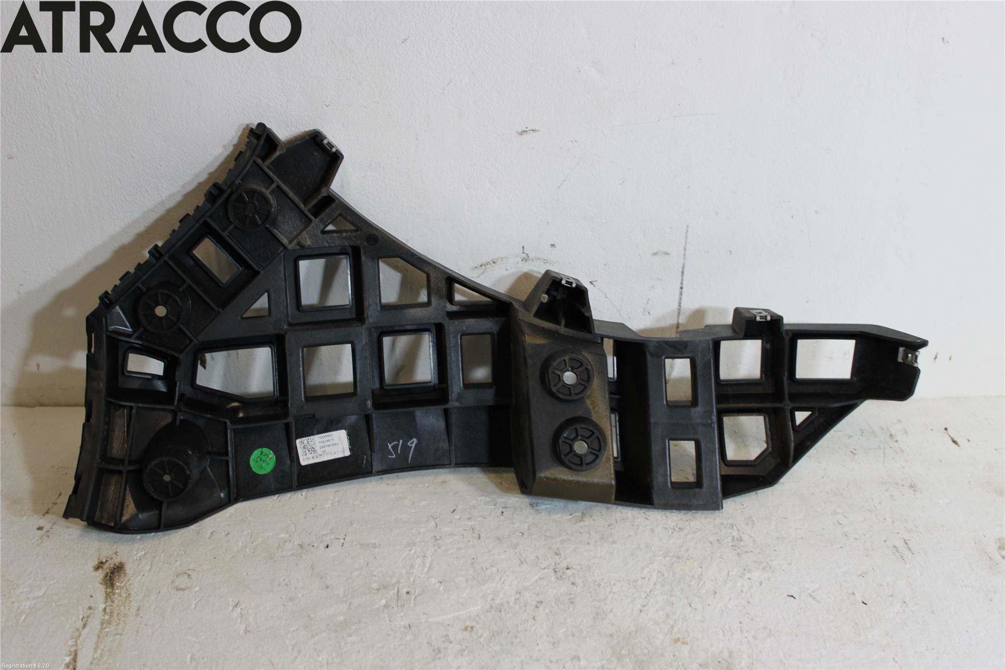 MG 4 23- Støtfangerfeste Bak Venstre