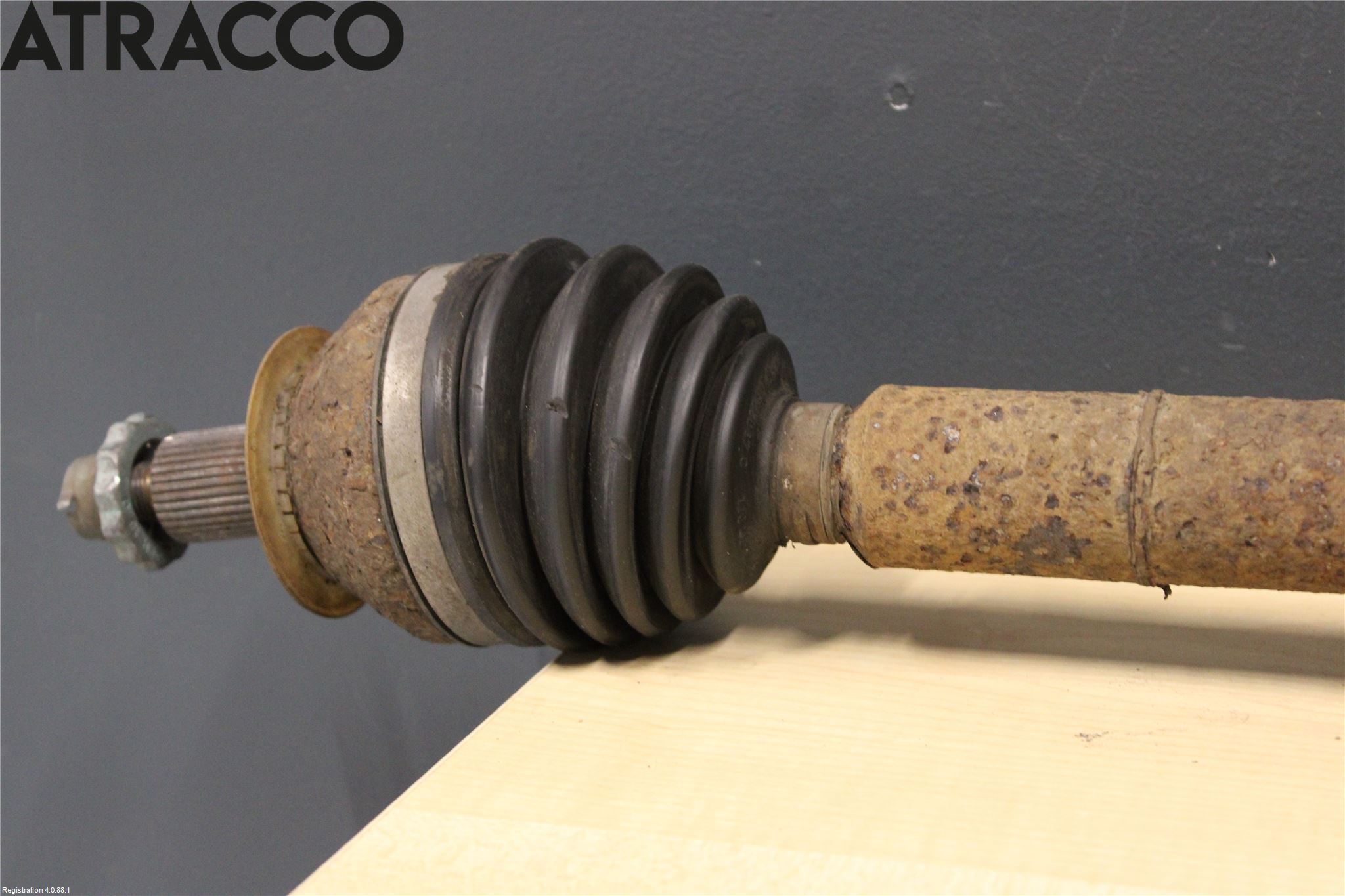 Audi A1/S1 11-18 Drivaksel Foran Kompl  V = H