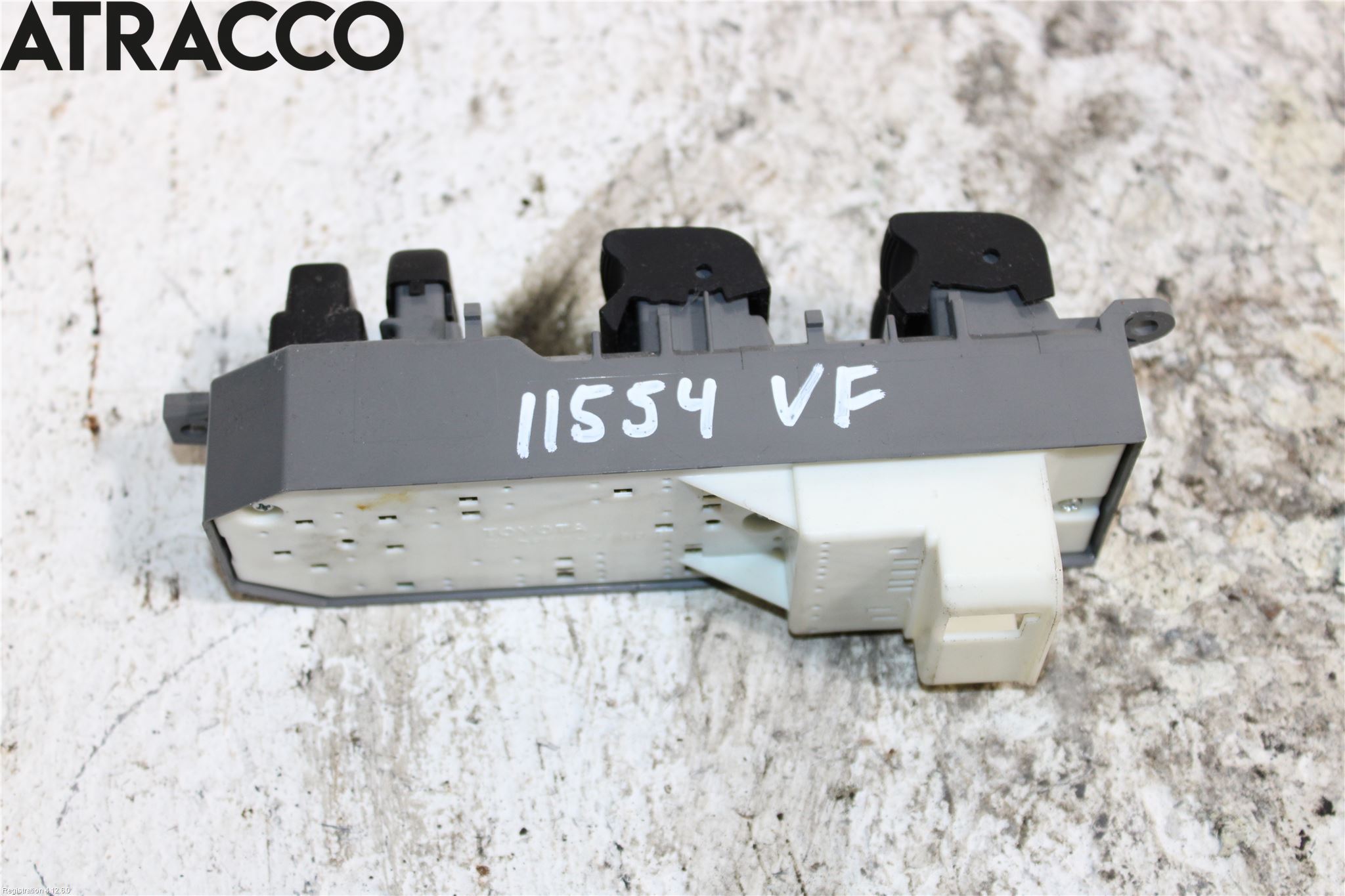 Toyota YARIS XP130 12-14 Bryter Vindusheis