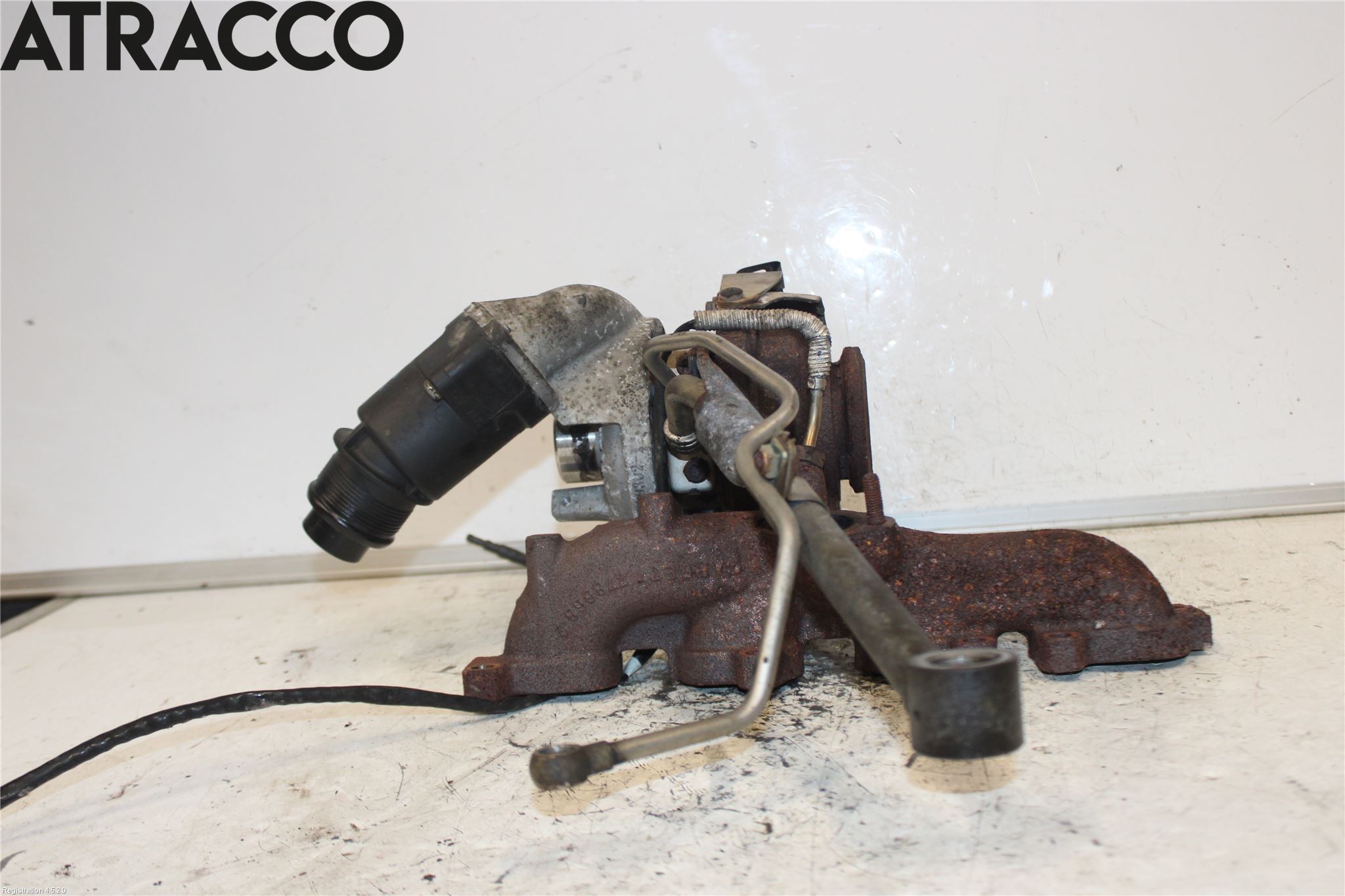 Volkswagen VW CADDY 11-15 Turboaggregat