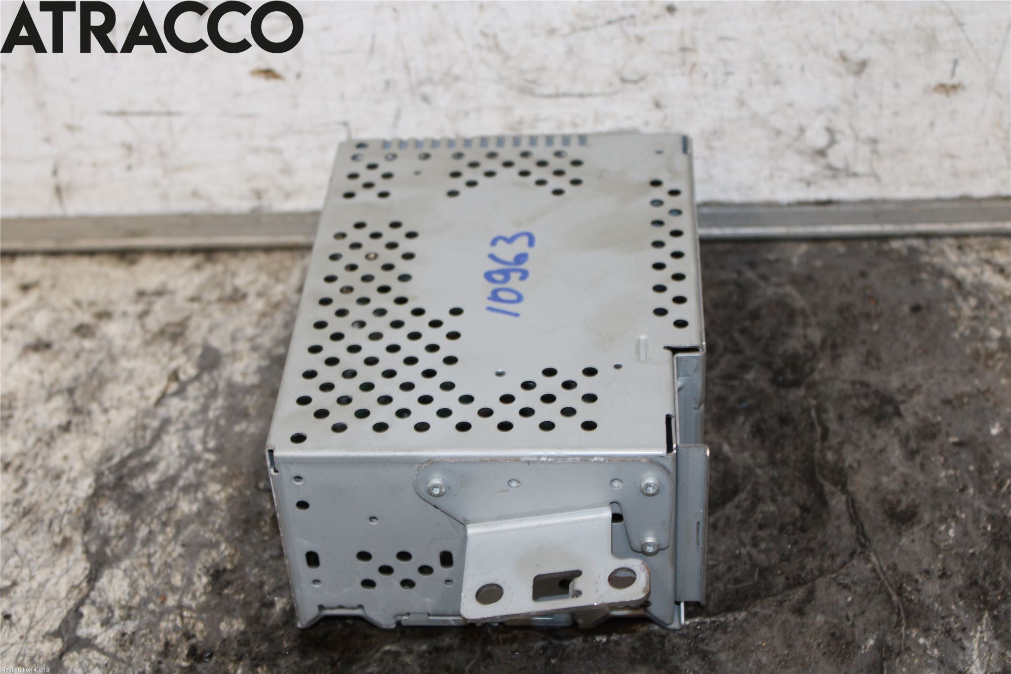 Volkswagen VW AMAROK T1 23- Stereo Radio Med Cd